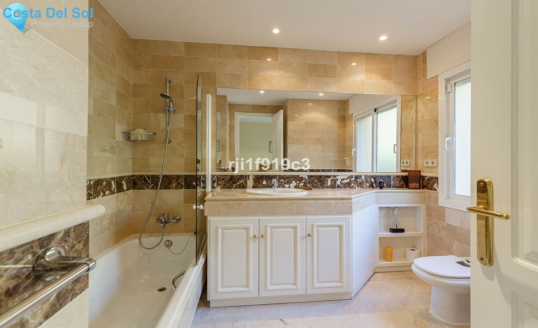 Ground Floor Apartment in Elviria-1527659