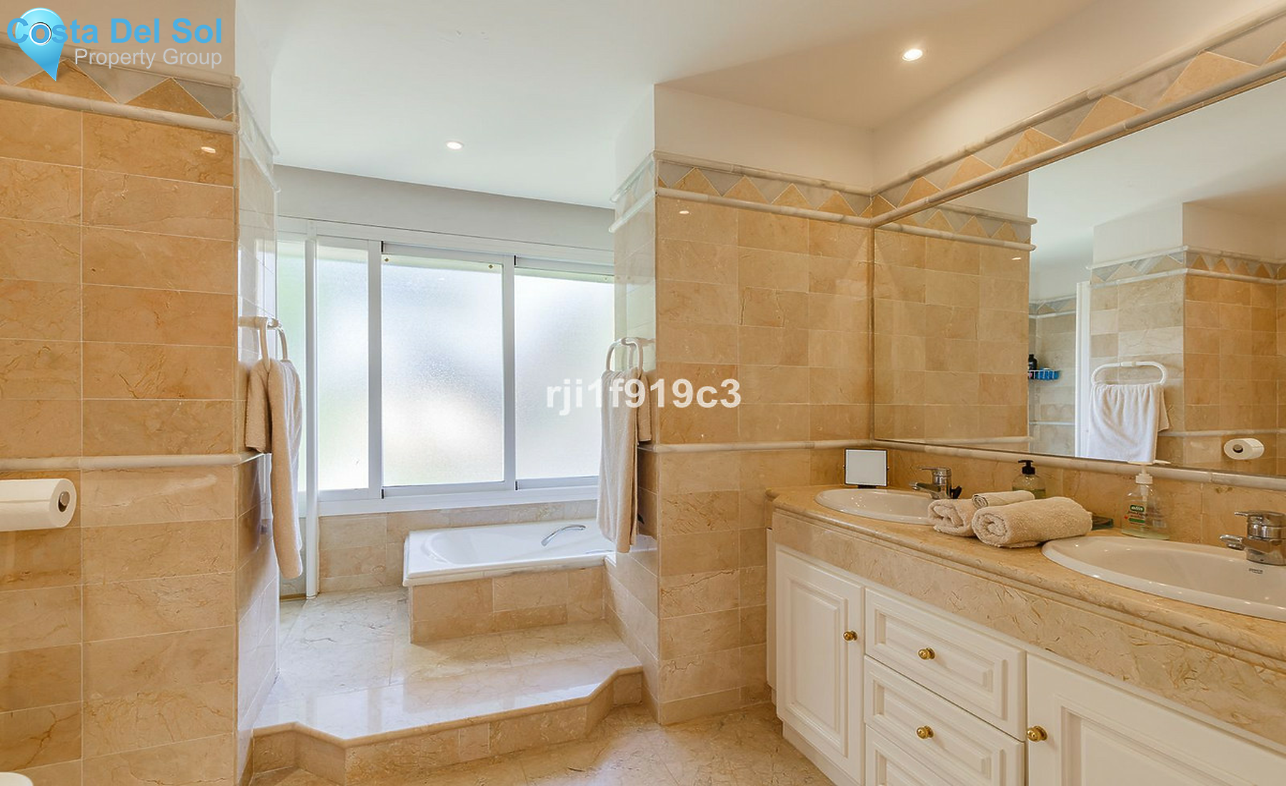 Ground Floor Apartment in Elviria-1527660