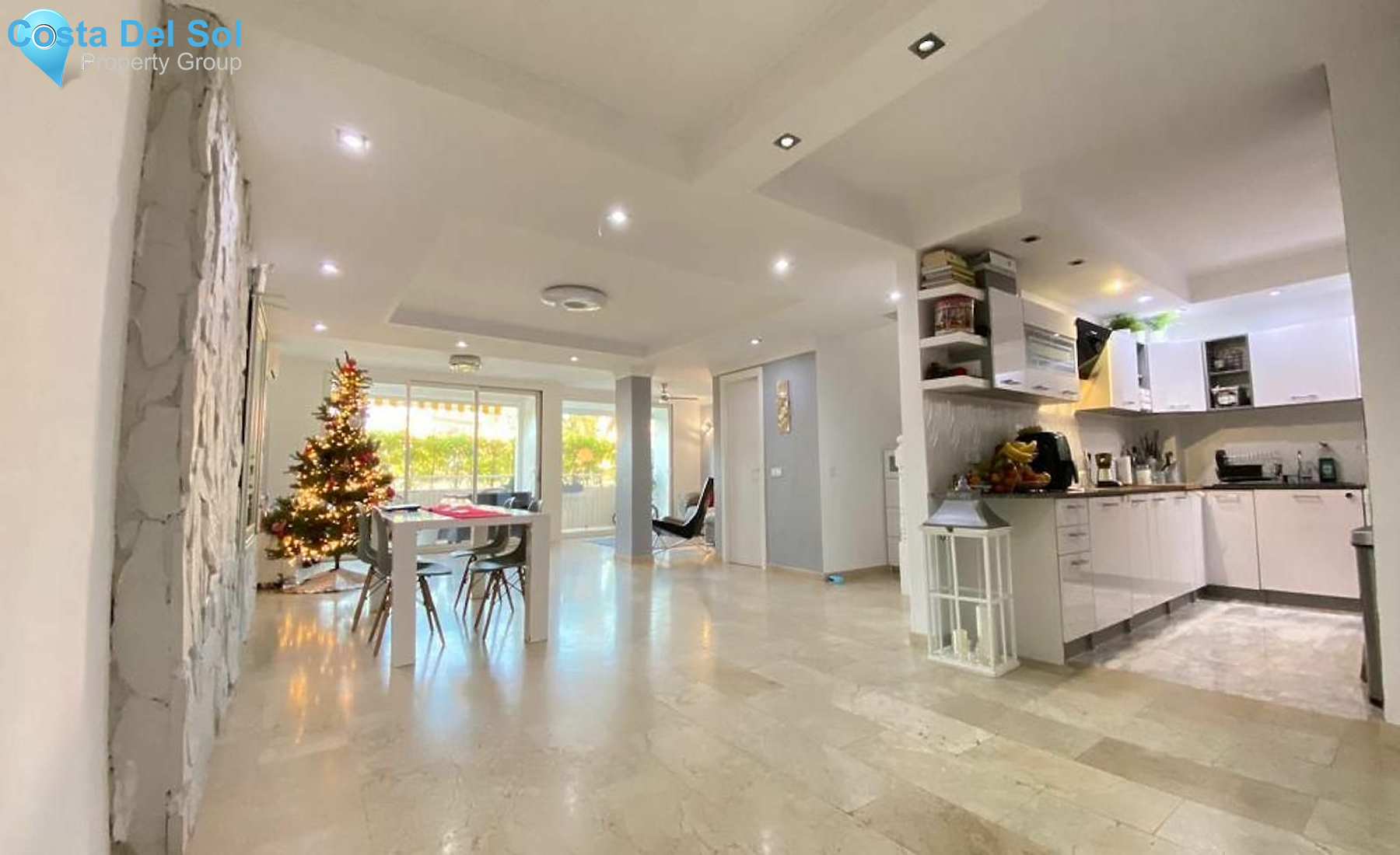 Middle Floor Apartment in Elviria-1158800