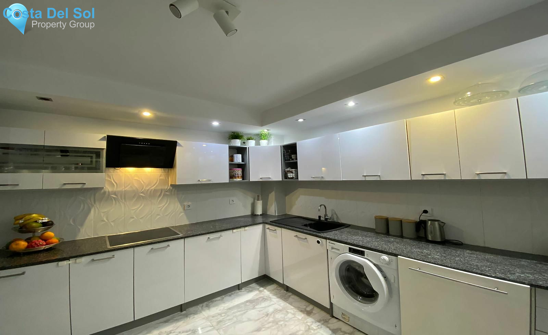 Middle Floor Apartment in Elviria-1158807