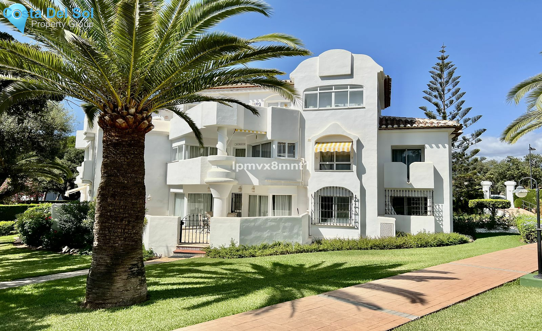 Ground Floor Apartment in Elviria-1417321