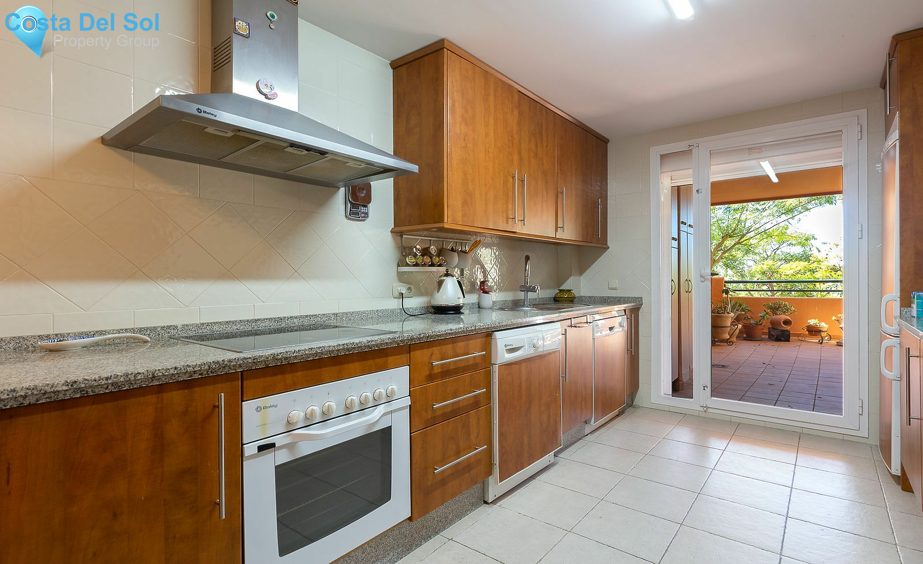 Ground Floor Apartment in Elviria-1487446