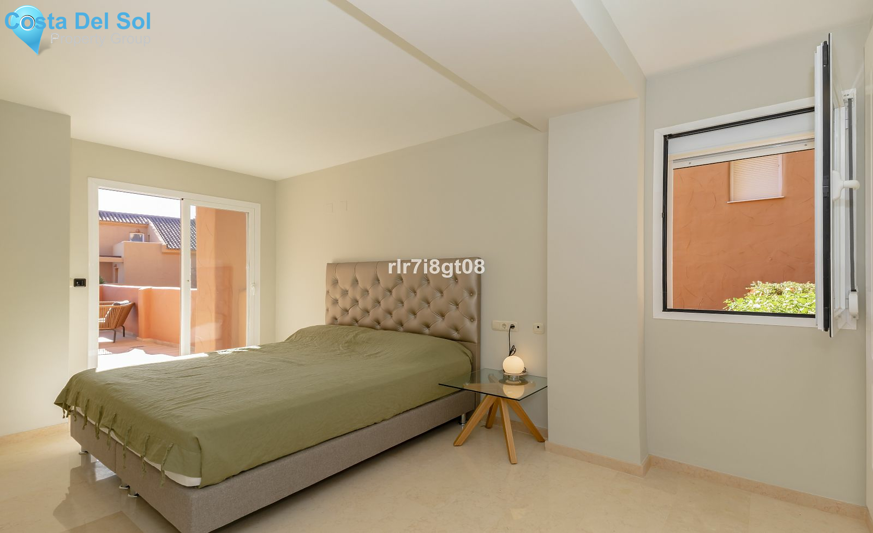 Ground Floor Apartment in Elviria-1490656