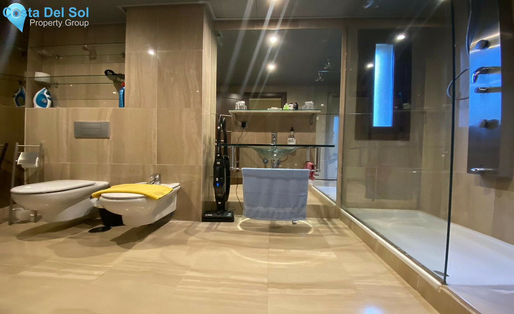 Ground Floor Apartment in Estepona-1243840