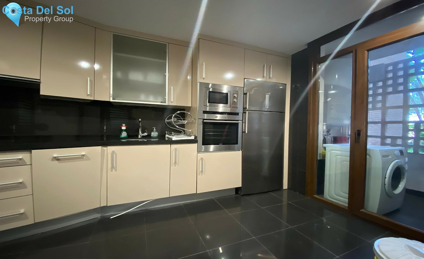 Ground Floor Apartment in Estepona-1243828