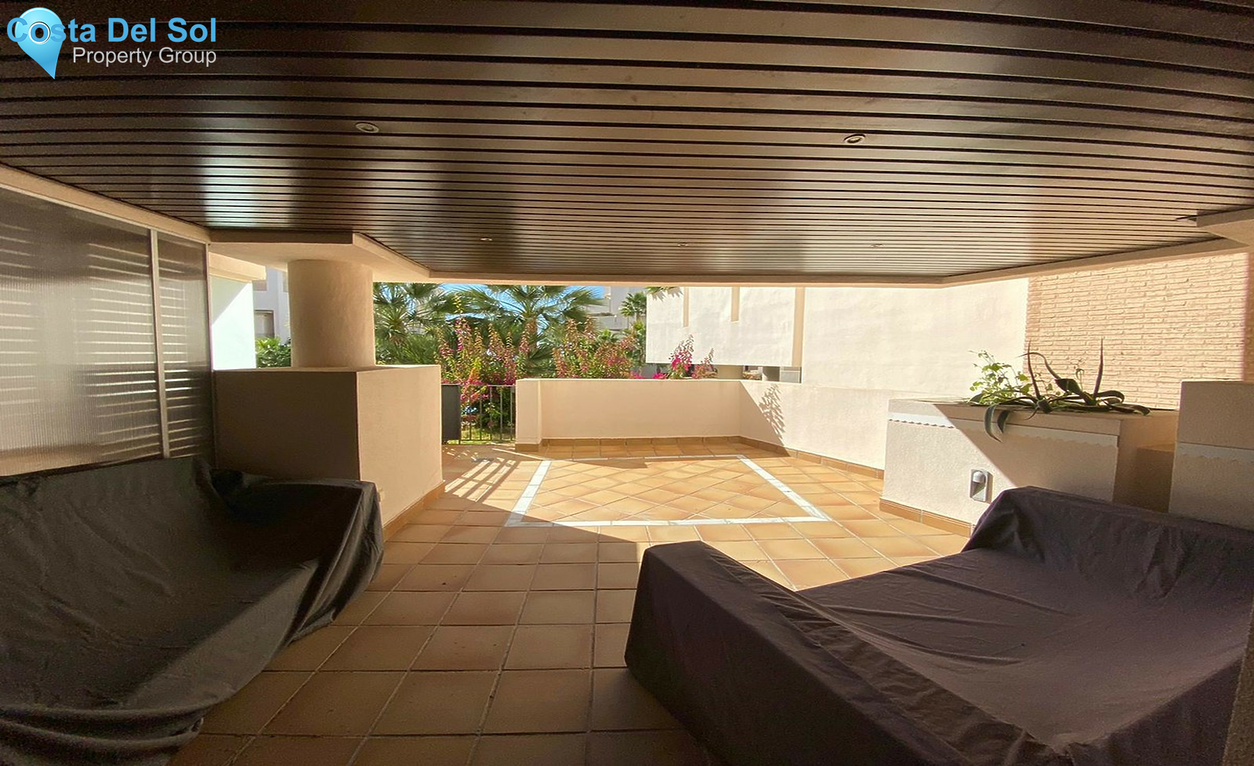 Ground Floor Apartment in Estepona-1243832