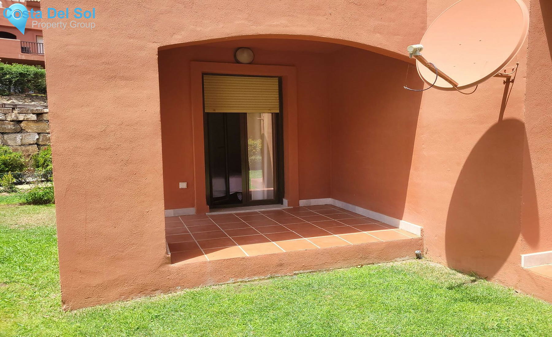 Ground Floor Apartment in Estepona-1244366
