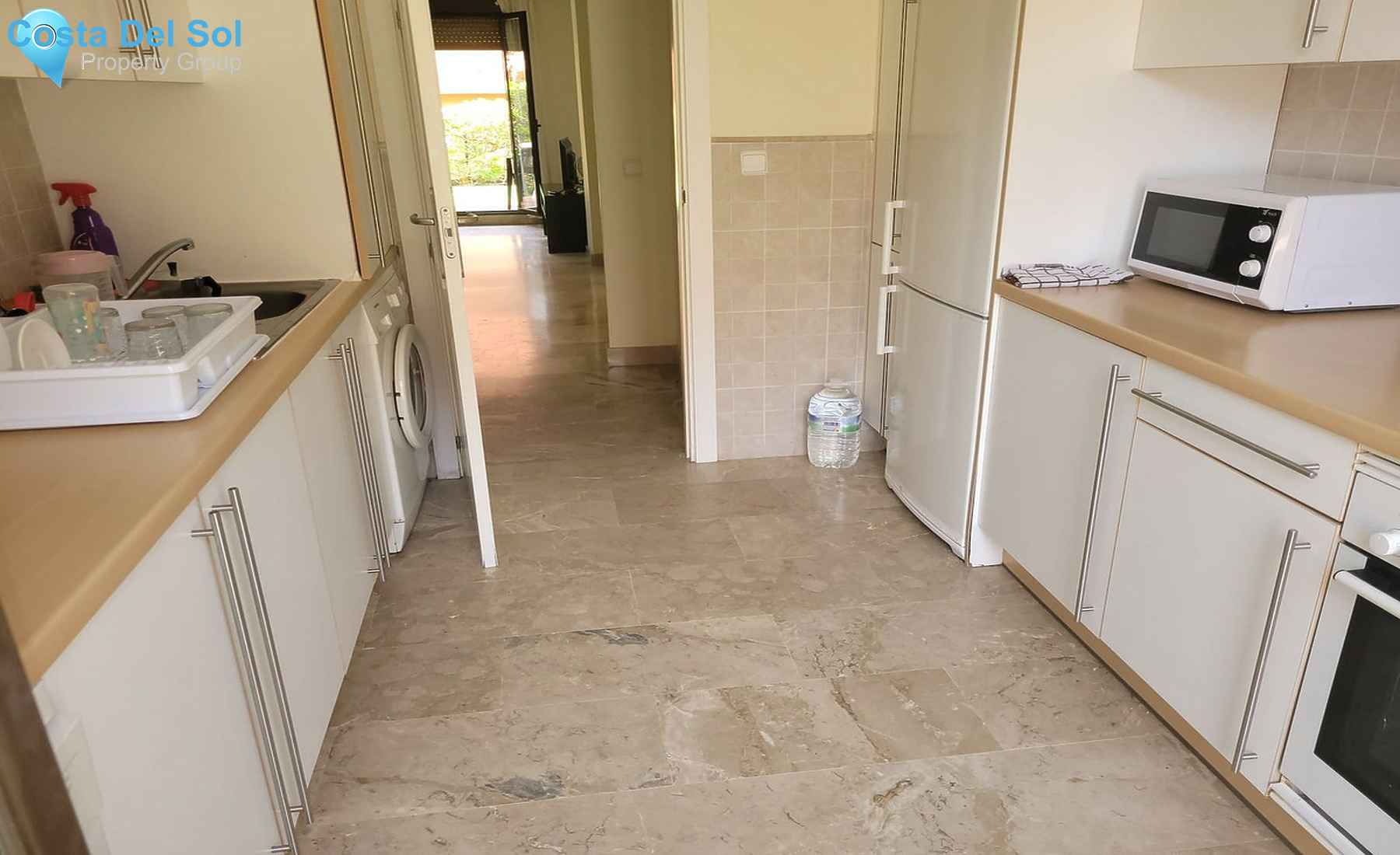 Ground Floor Apartment in Estepona-1244368