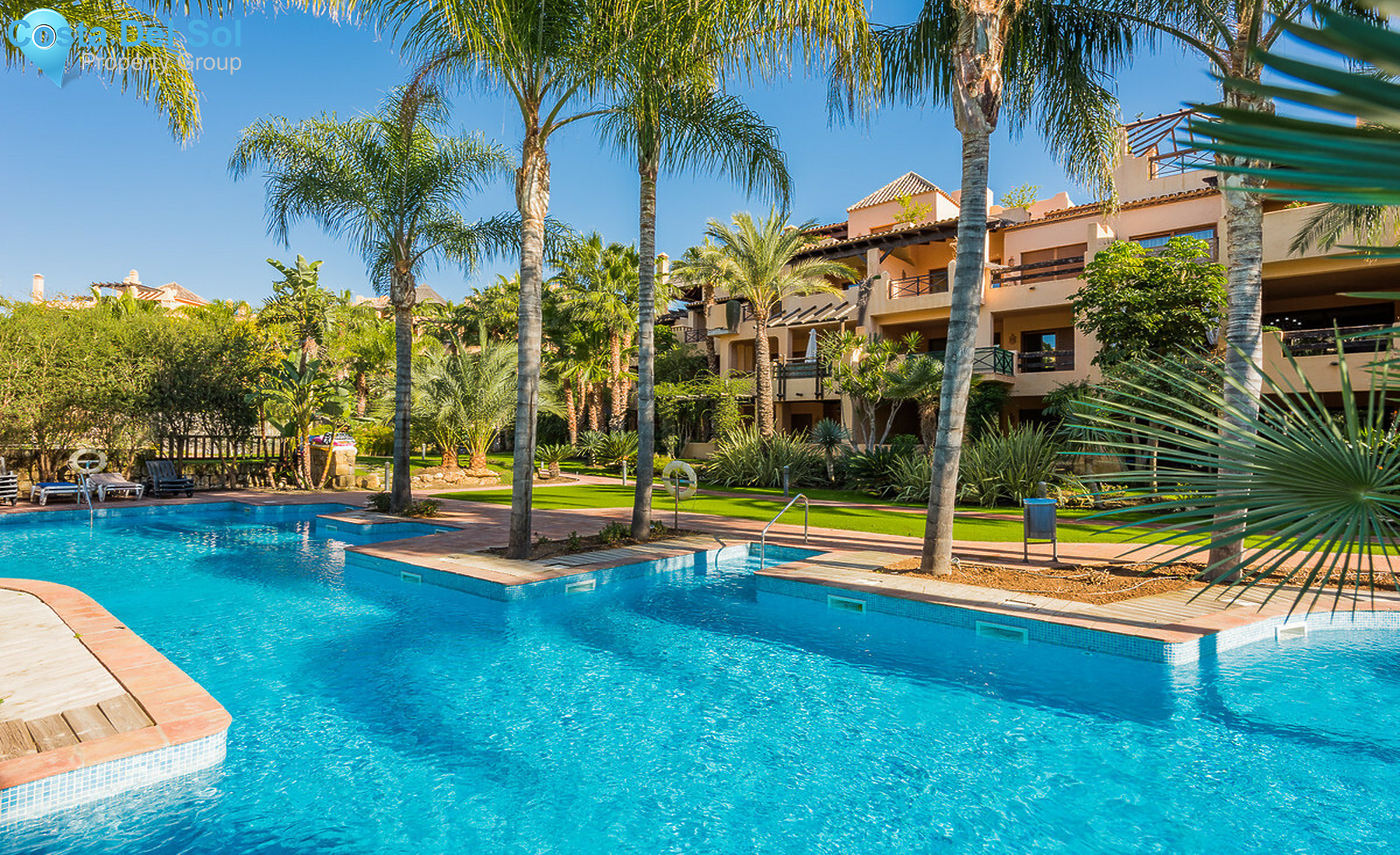 Ground Floor Apartment in Estepona-1247622