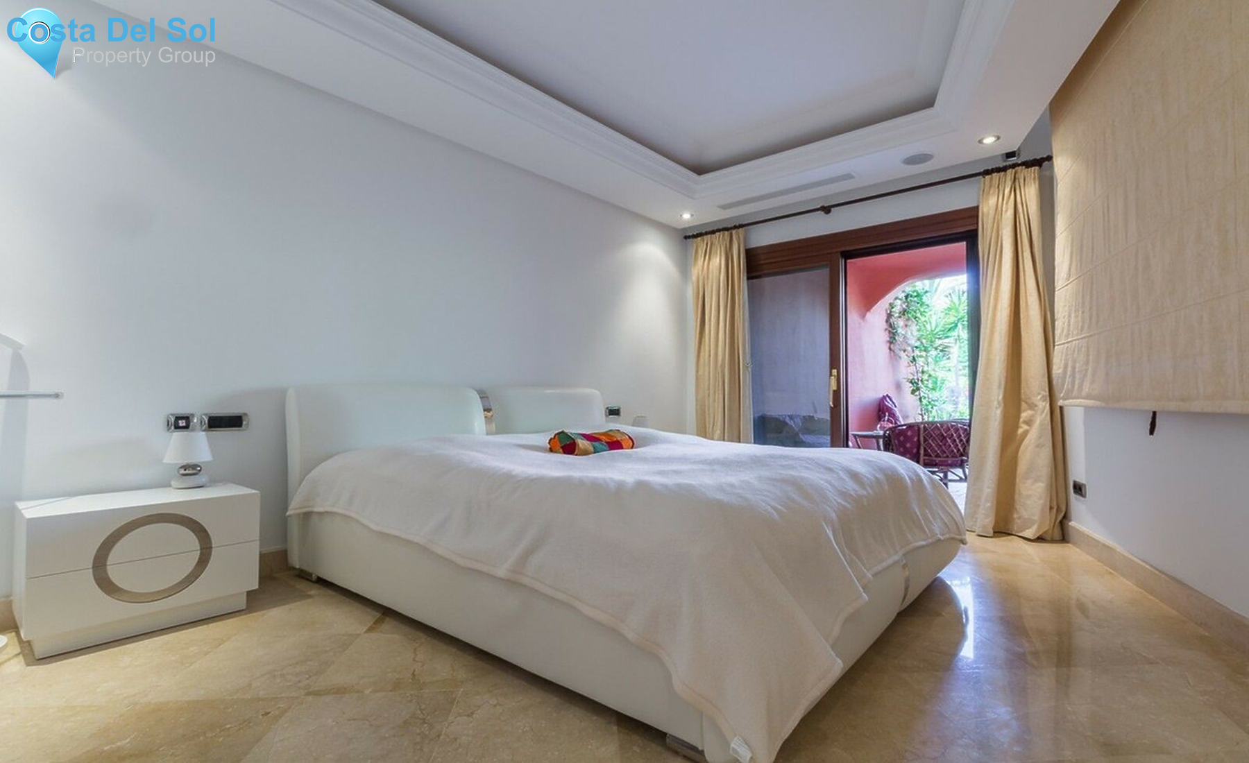Ground Floor Apartment in Estepona-1266436
