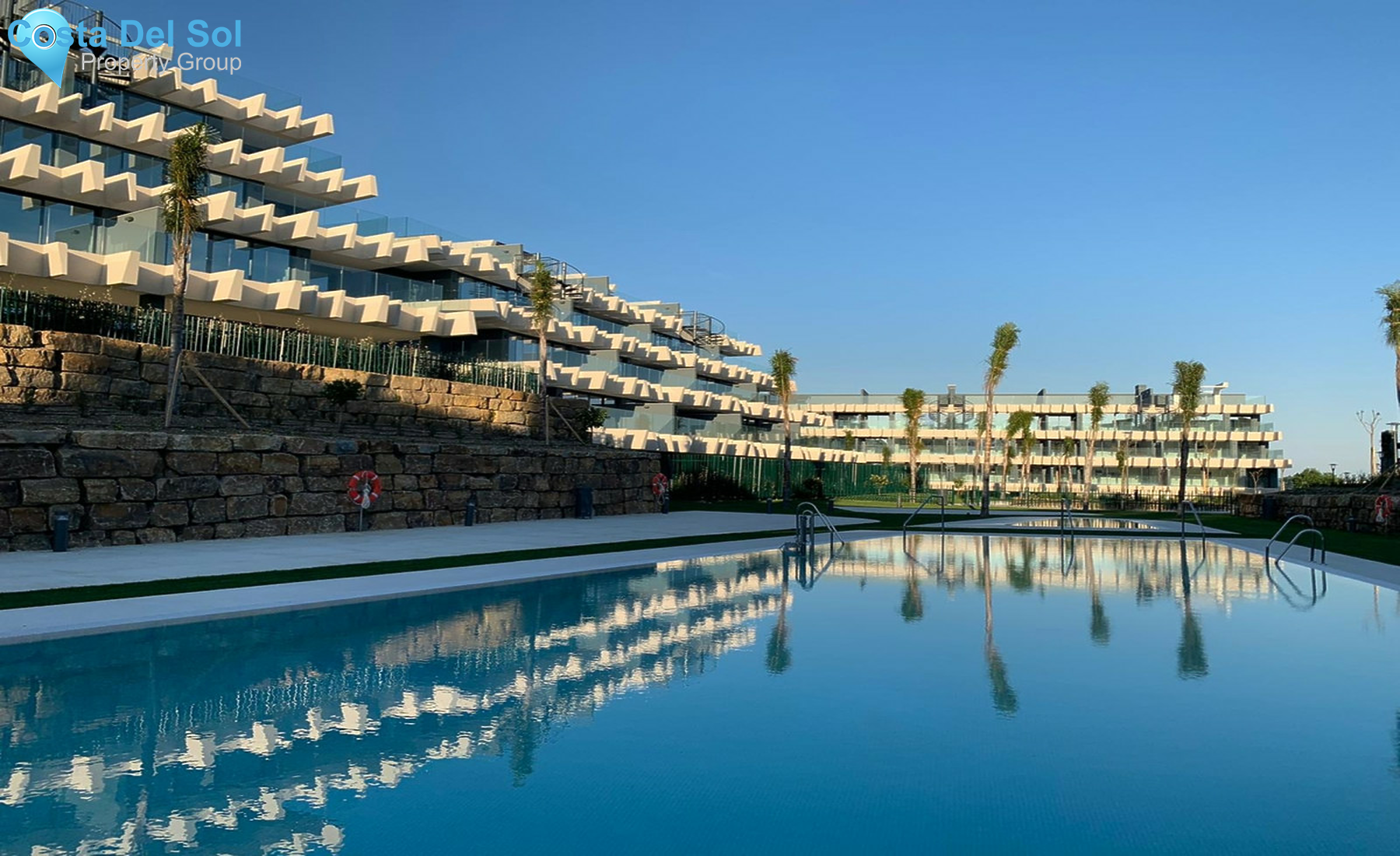 Ground Floor Apartment in Estepona-1273843