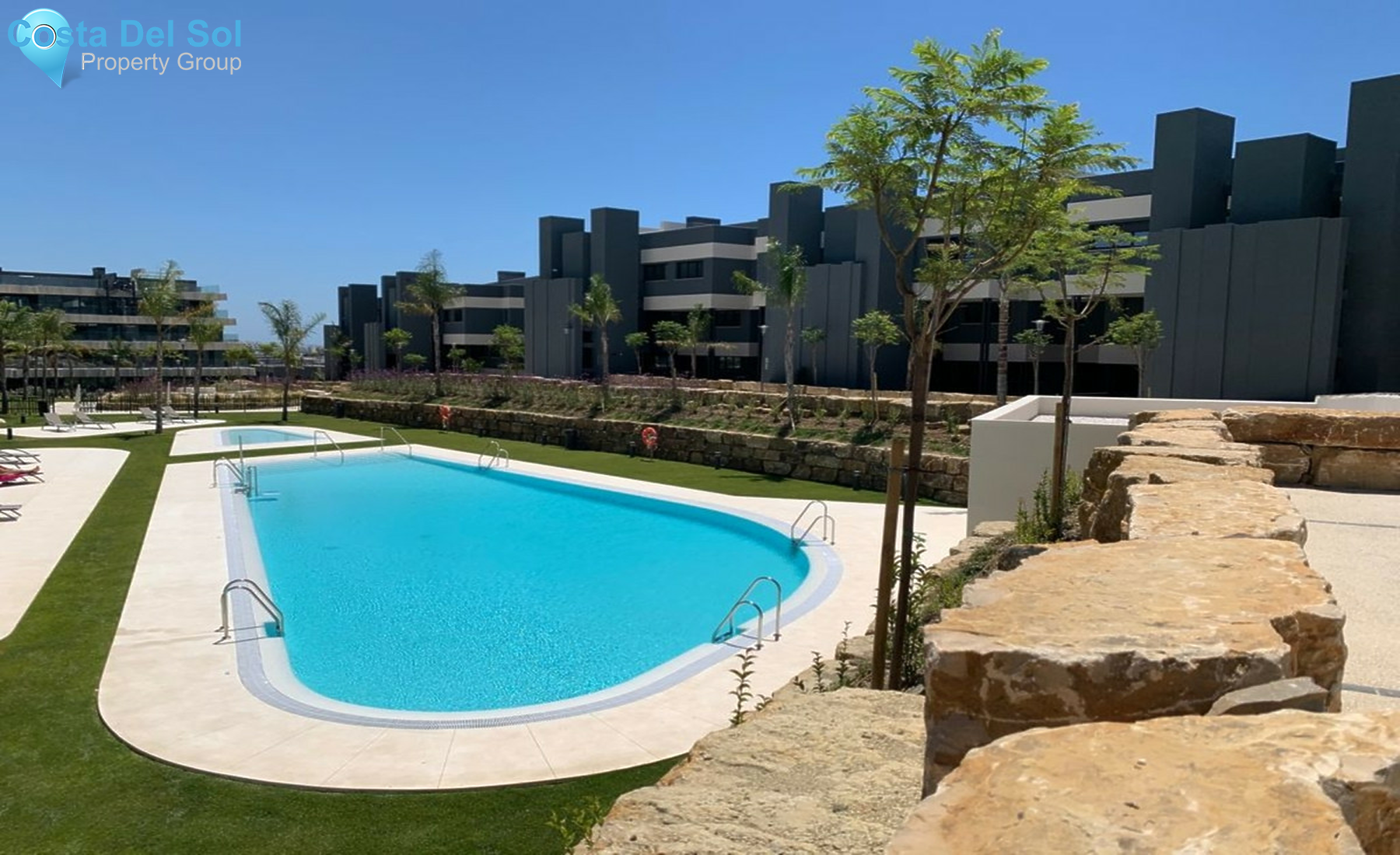 Ground Floor Apartment in Estepona-1273844
