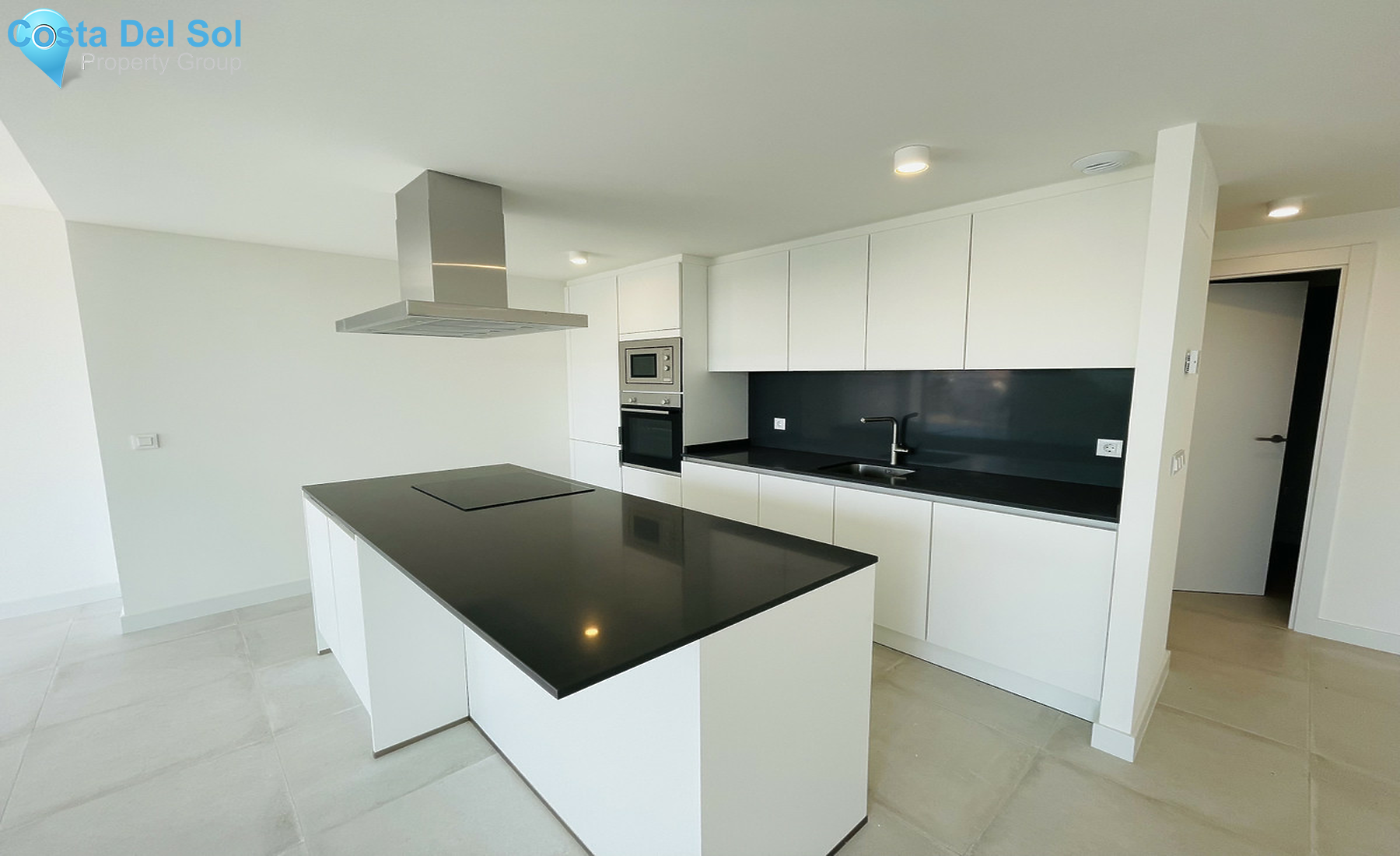 Ground Floor Apartment in Estepona-1273847