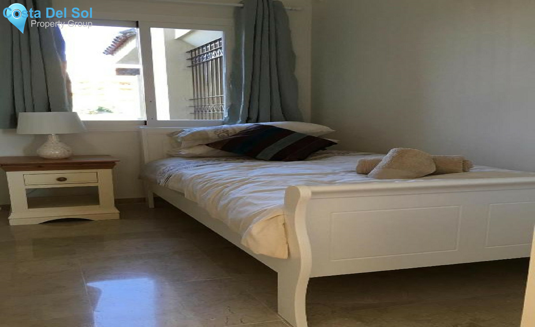 Ground Floor Apartment in Estepona-1293265