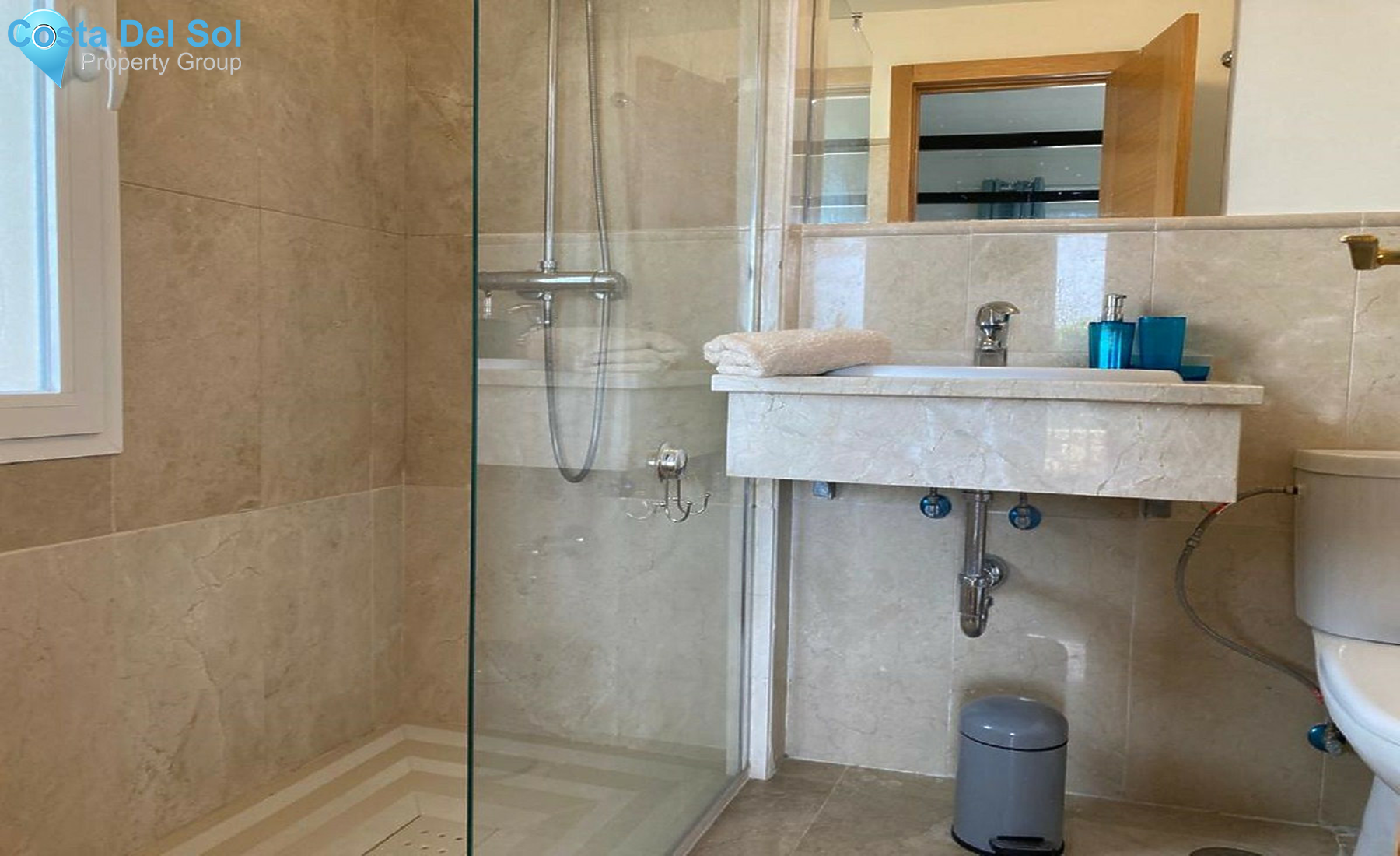 Ground Floor Apartment in Estepona-1293267