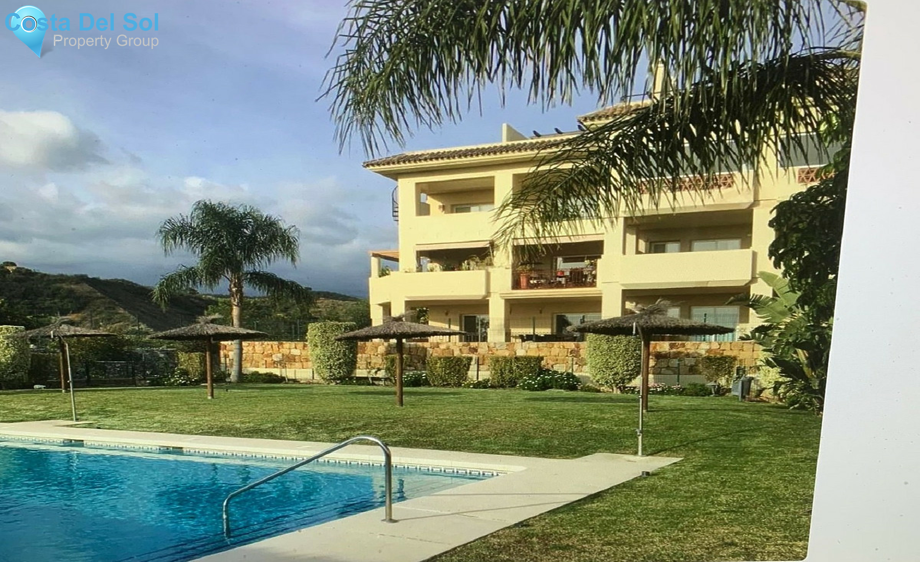 Ground Floor Apartment in Estepona-1293250