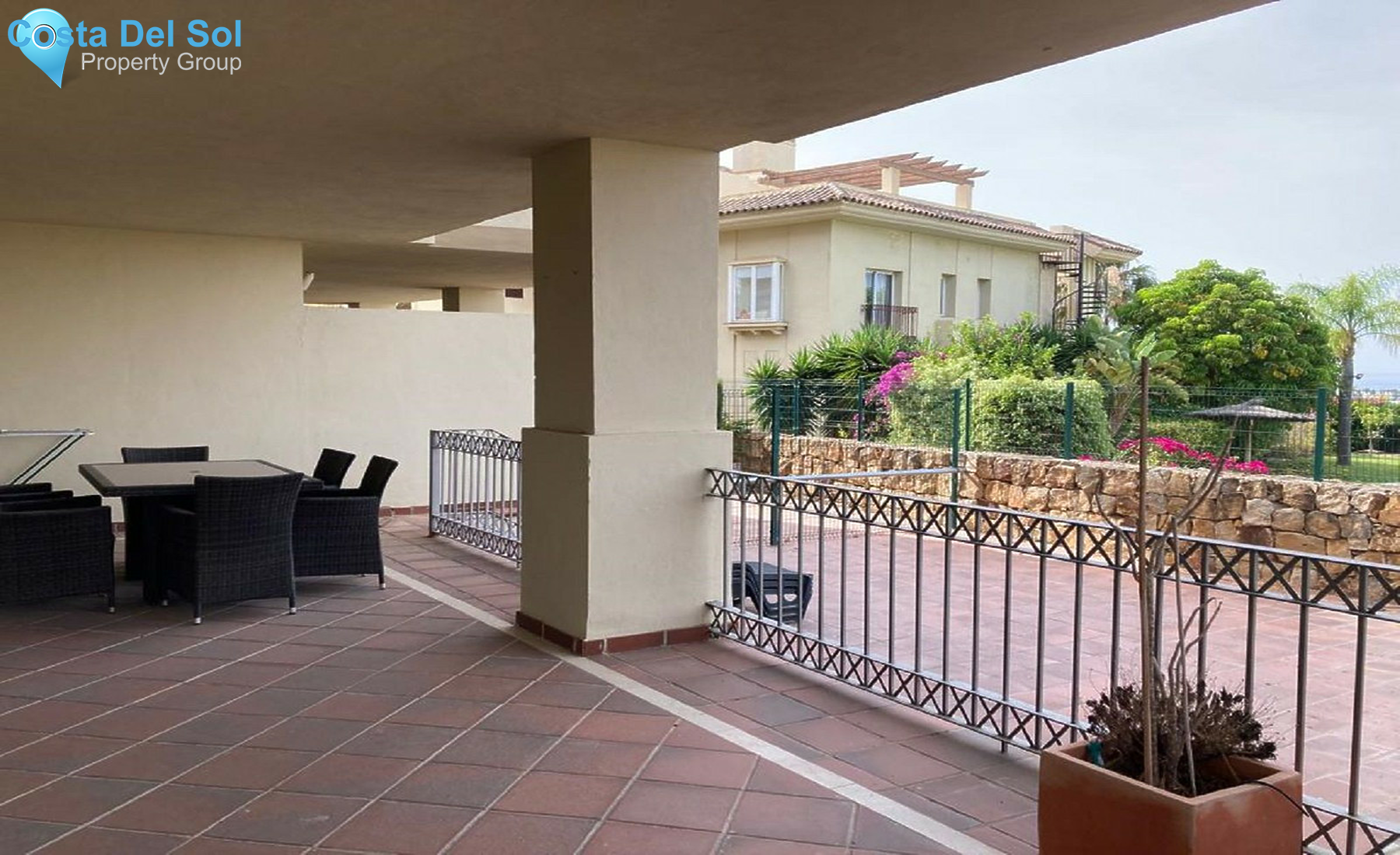 Ground Floor Apartment in Estepona-1293252