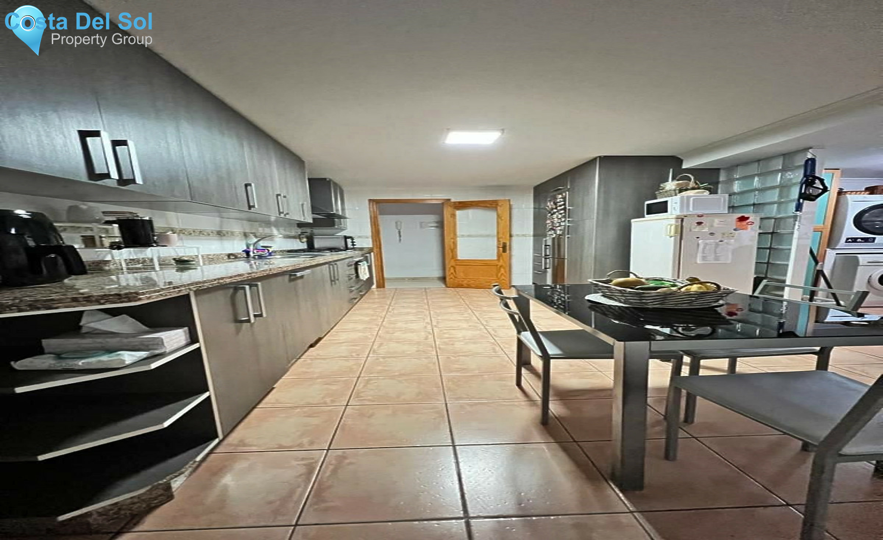 Ground Floor Apartment in Estepona-1296459