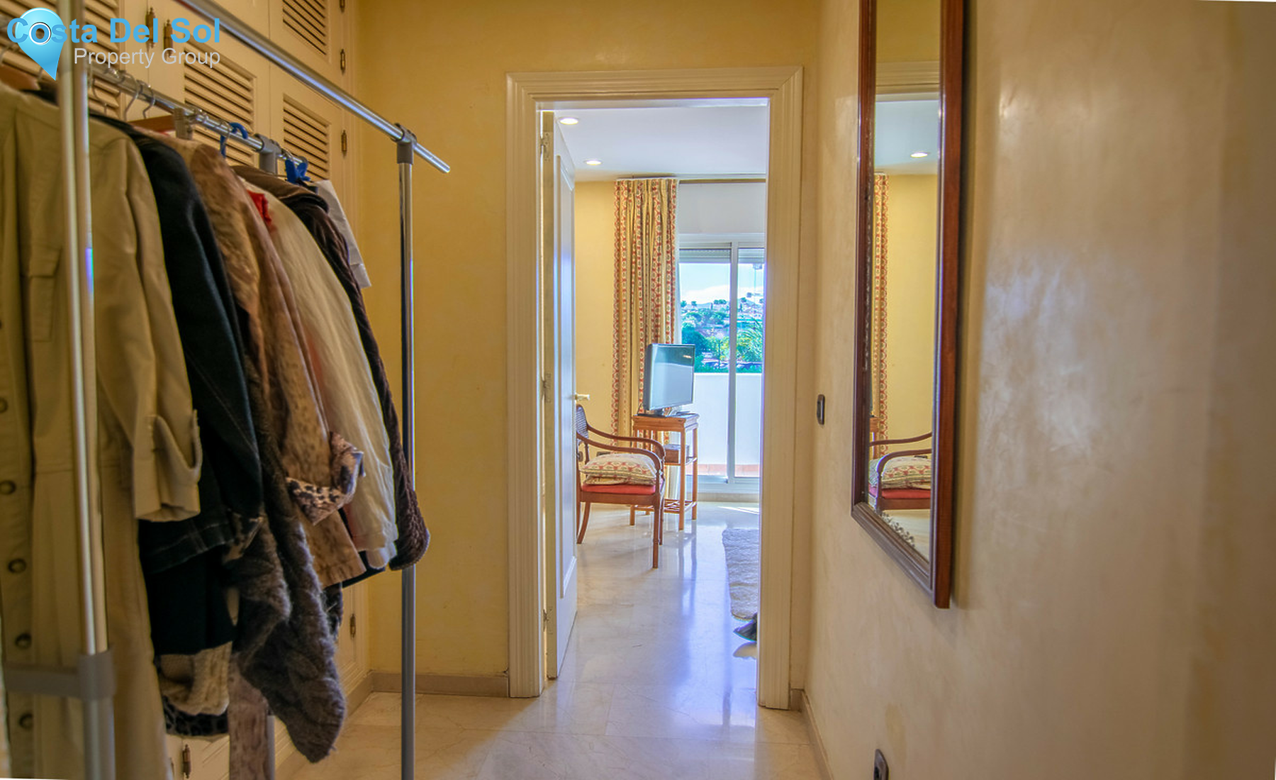 Ground Floor Apartment in Estepona-1340893