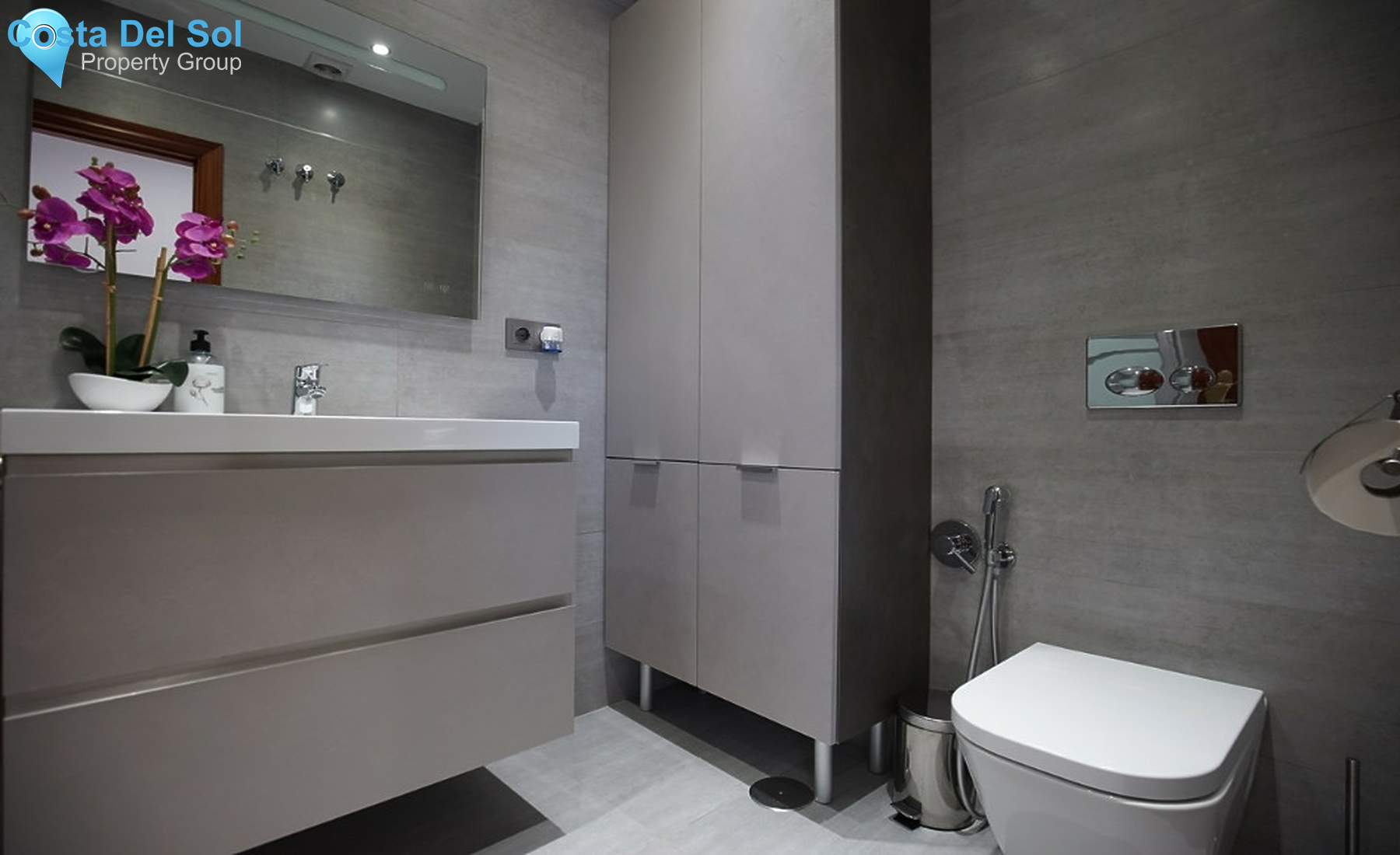 Ground Floor Apartment in Estepona-1350301