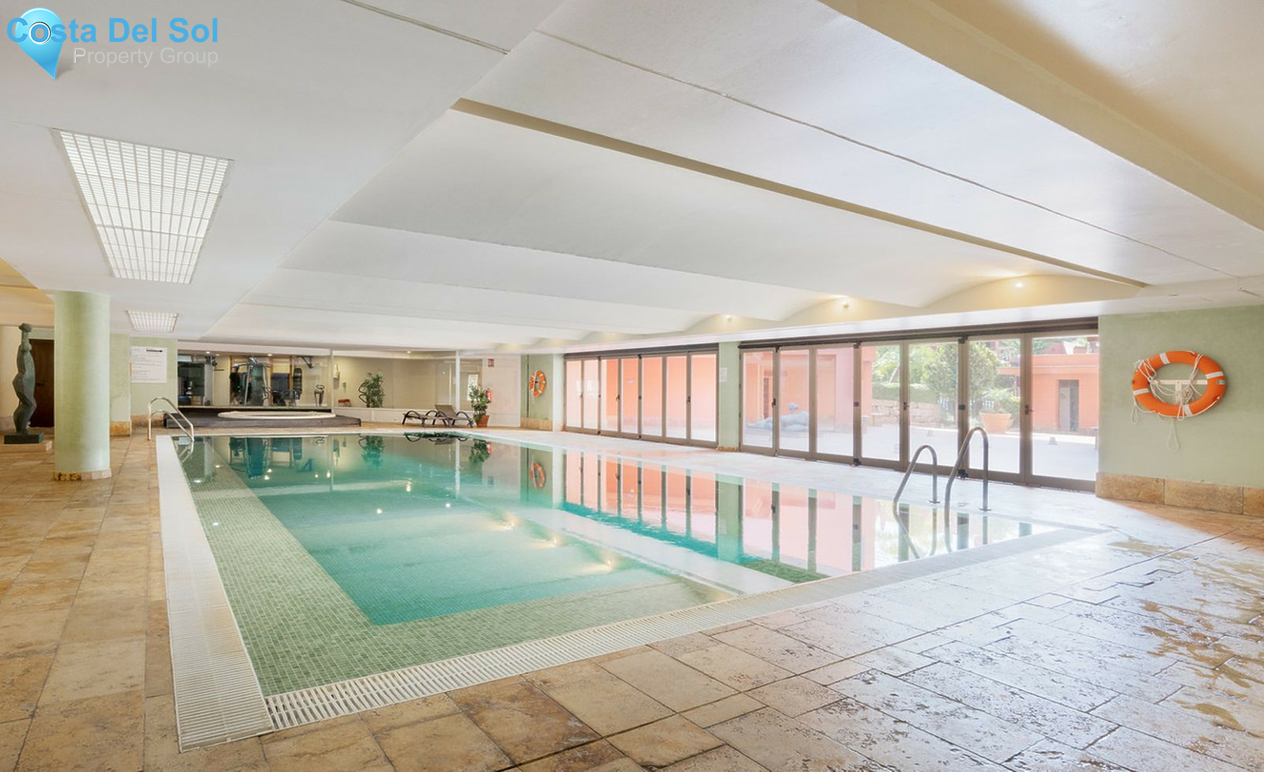 Ground Floor Apartment in Estepona-1401938