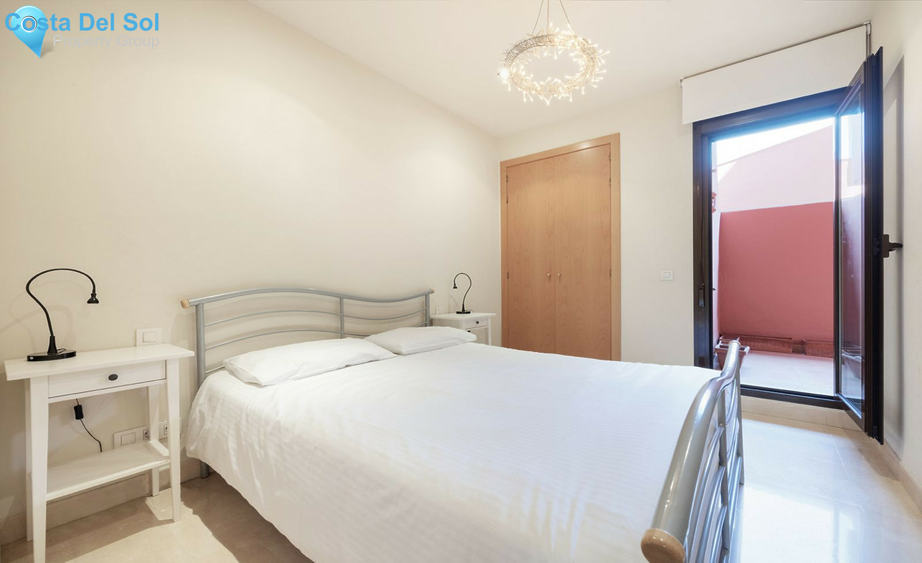 Ground Floor Apartment in Estepona-1401943