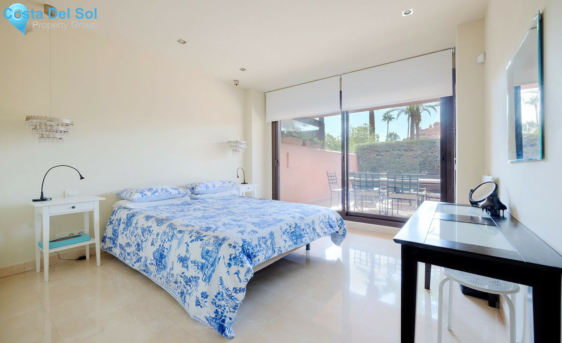 Ground Floor Apartment in Estepona-1401945