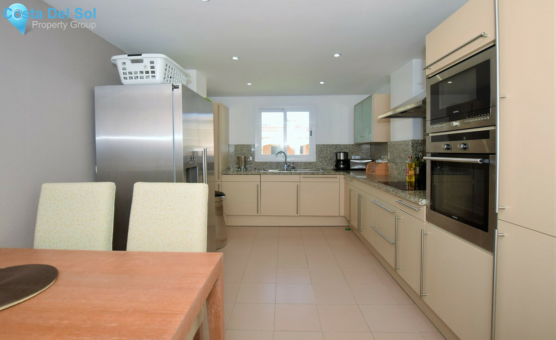 Ground Floor Apartment in Estepona-1410248