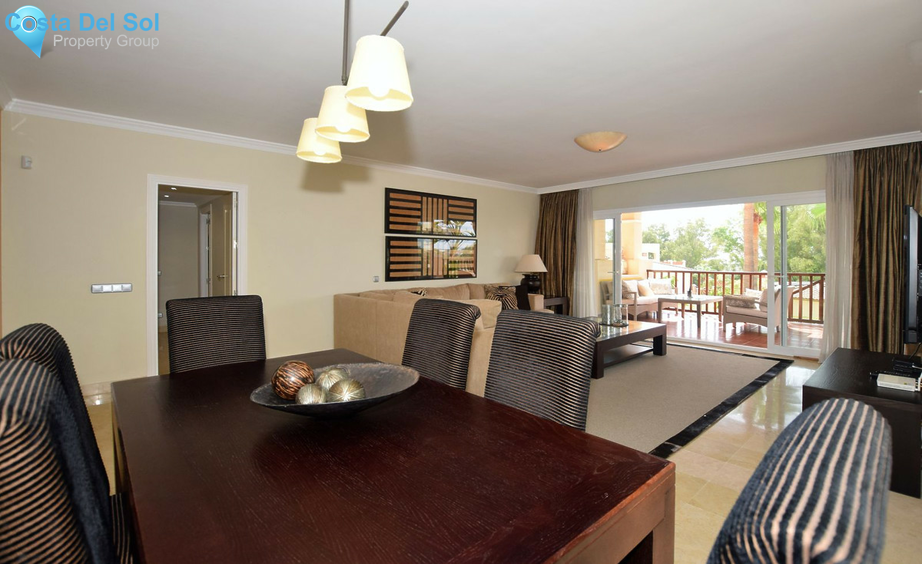 Ground Floor Apartment in Estepona-1410236