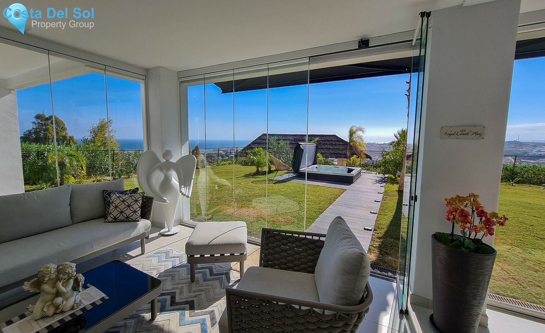 Ground Floor Apartment in Estepona-1411603