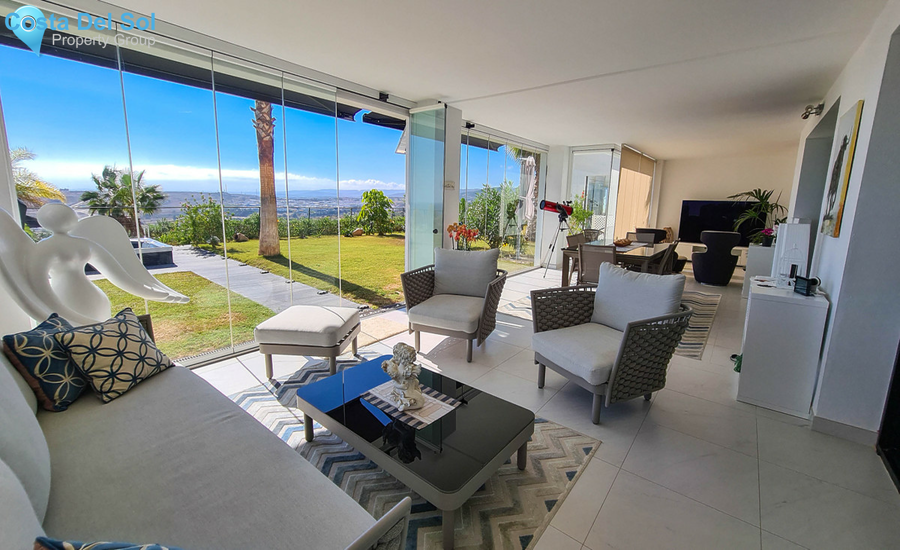 Ground Floor Apartment in Estepona-1411594