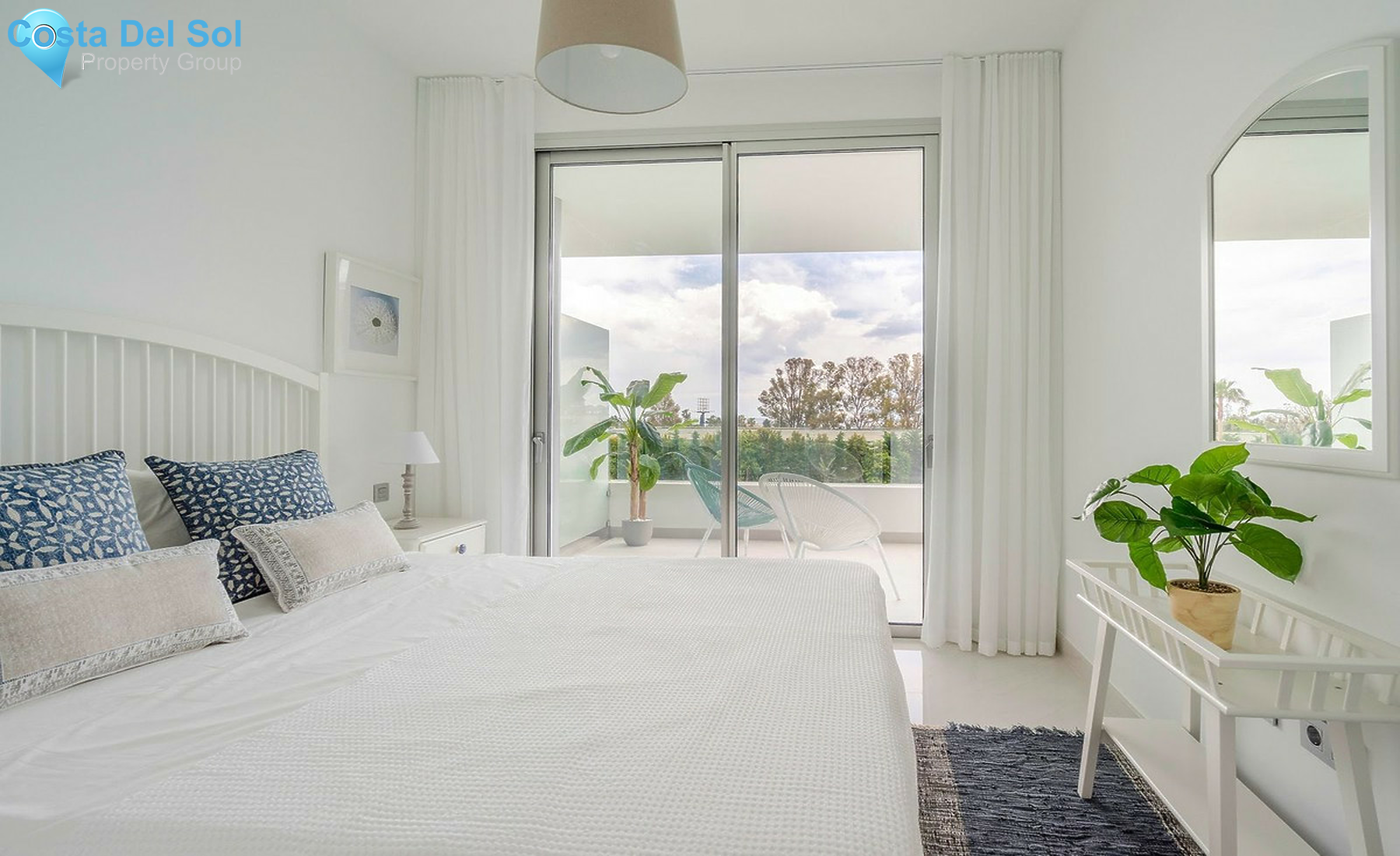 Middle Floor Apartment in Bel Air-1524328