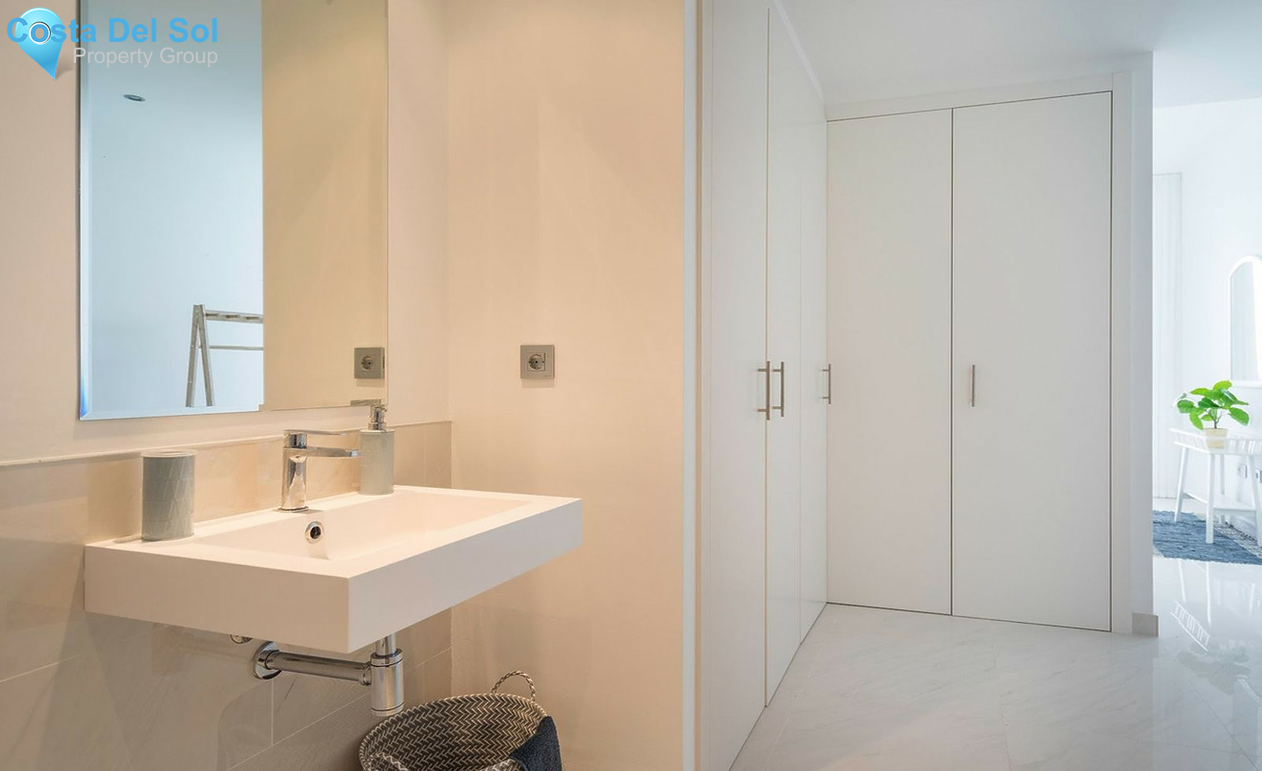 Middle Floor Apartment in Bel Air-1524334