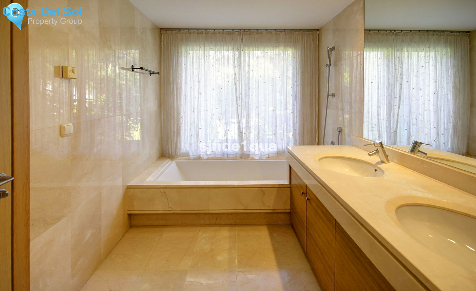 Ground Floor Apartment in Estepona-1527266