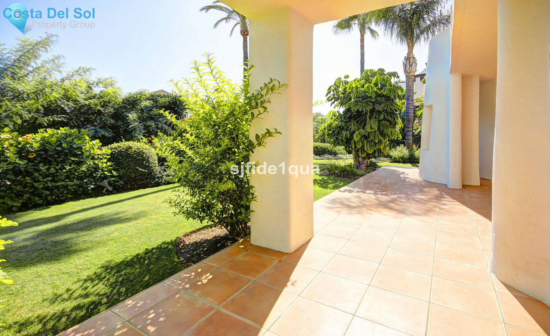 Ground Floor Apartment in Estepona-1527250