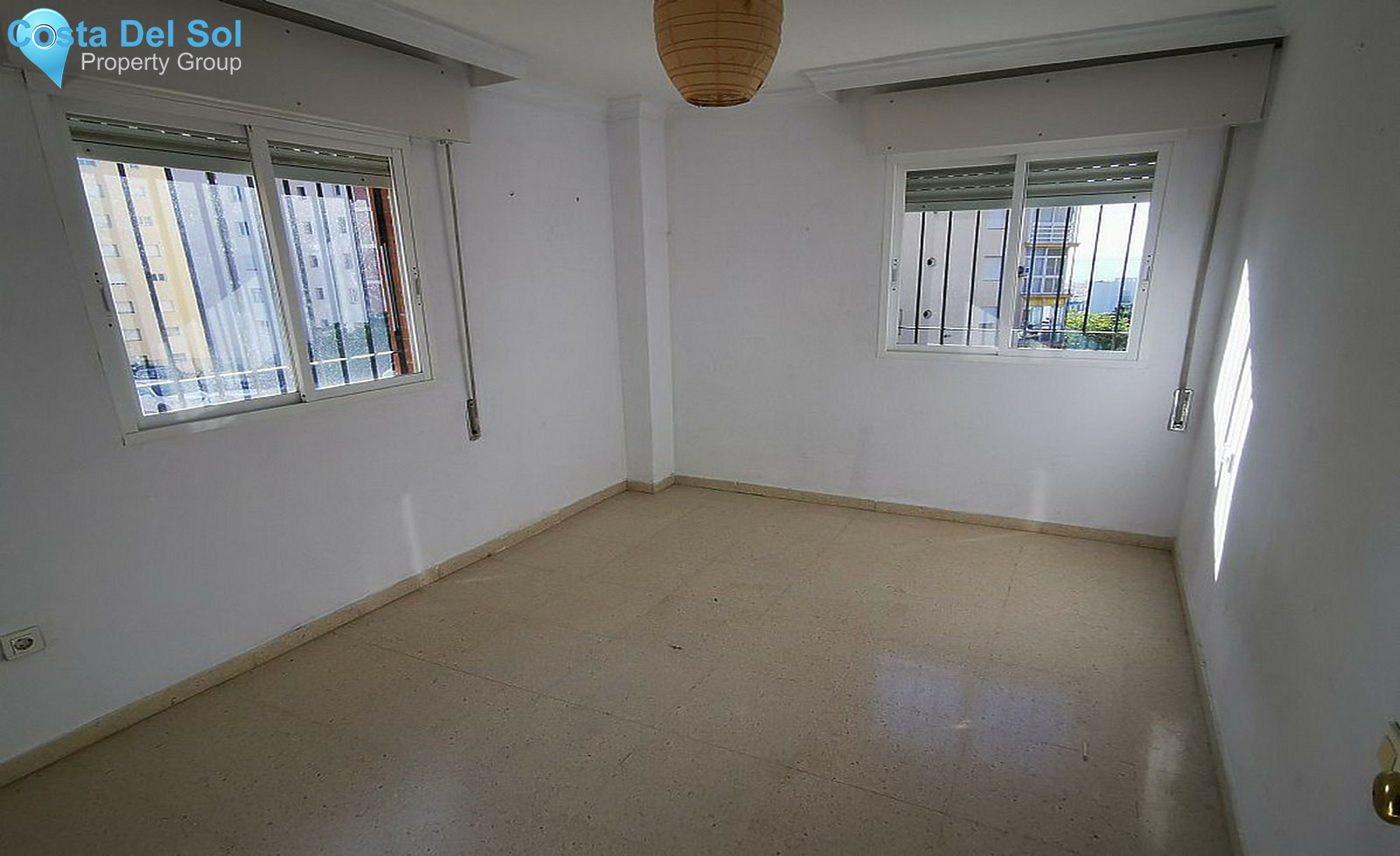 Ground Floor Apartment in Estepona-1529258