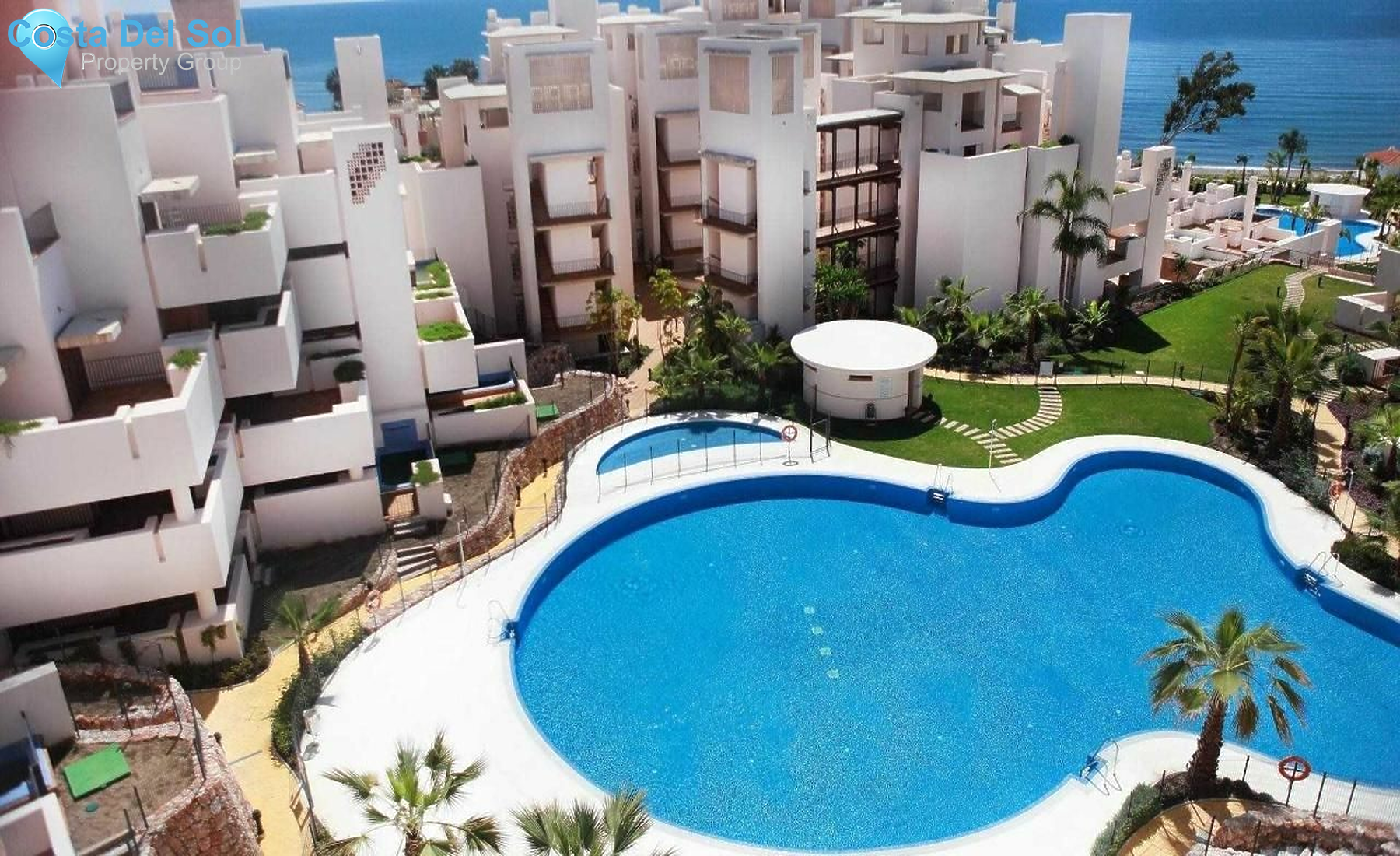 Ground Floor Apartment in Estepona-1145240