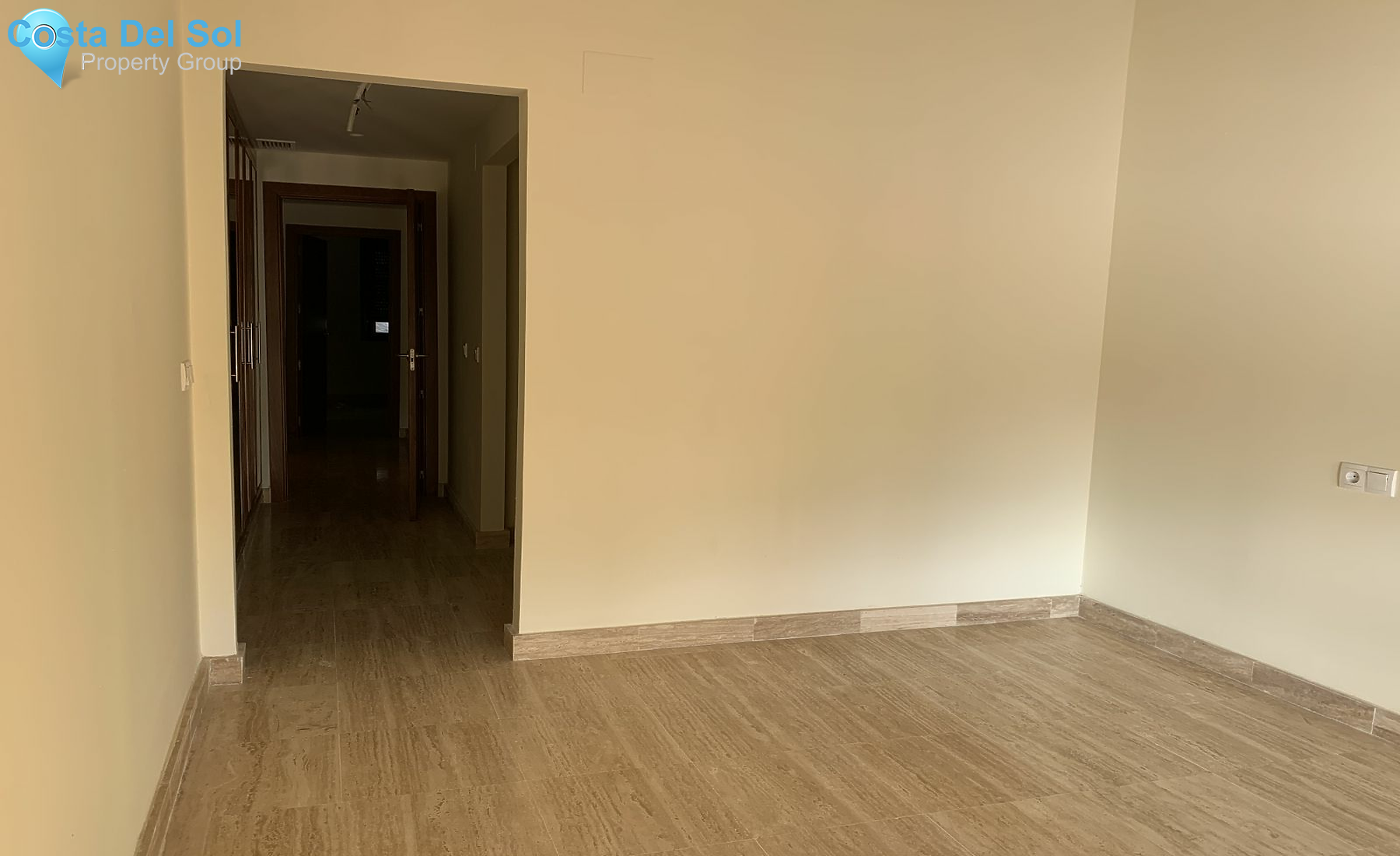 Ground Floor Apartment in Estepona-1155608