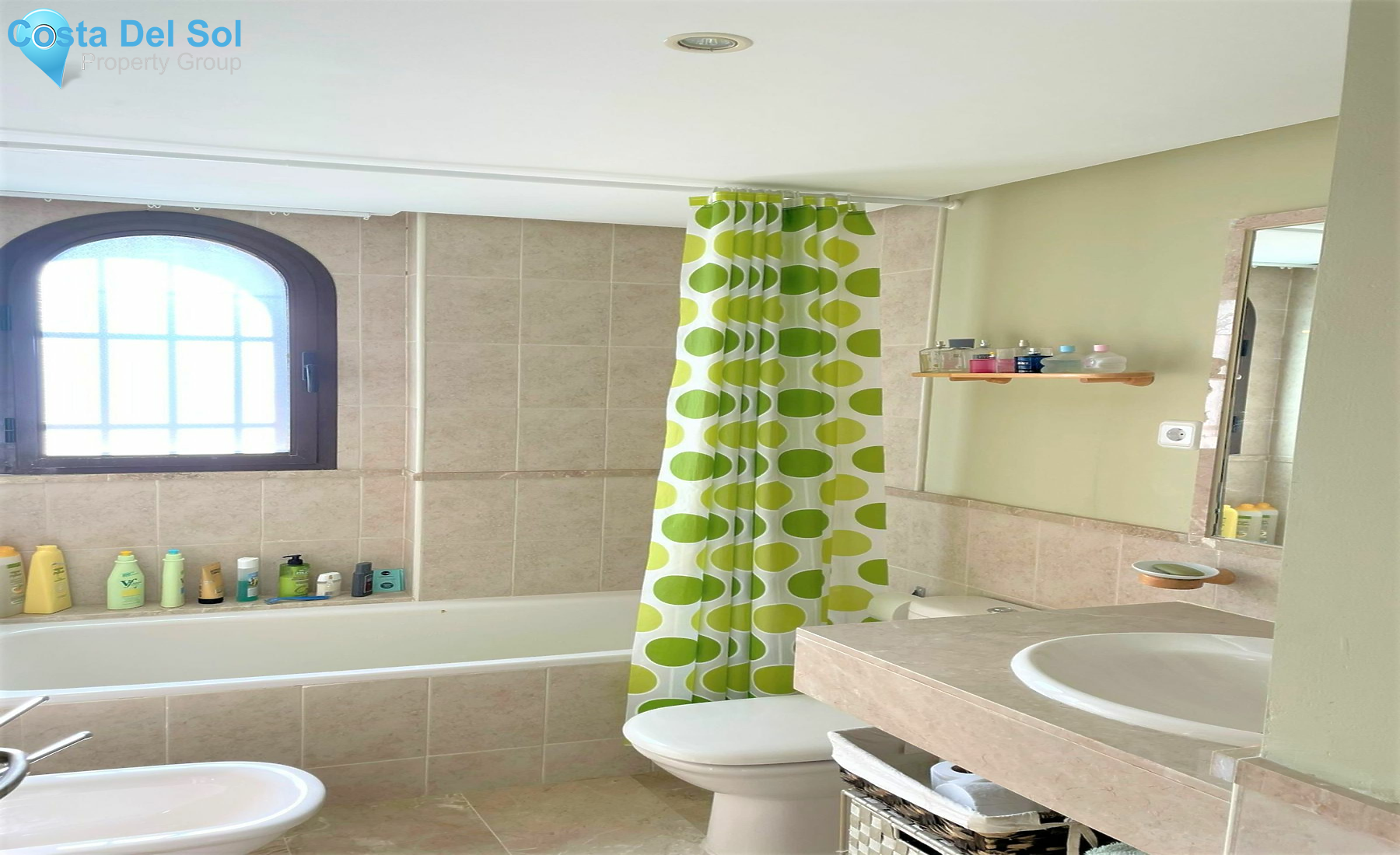 Ground Floor Apartment in Estepona-1157312