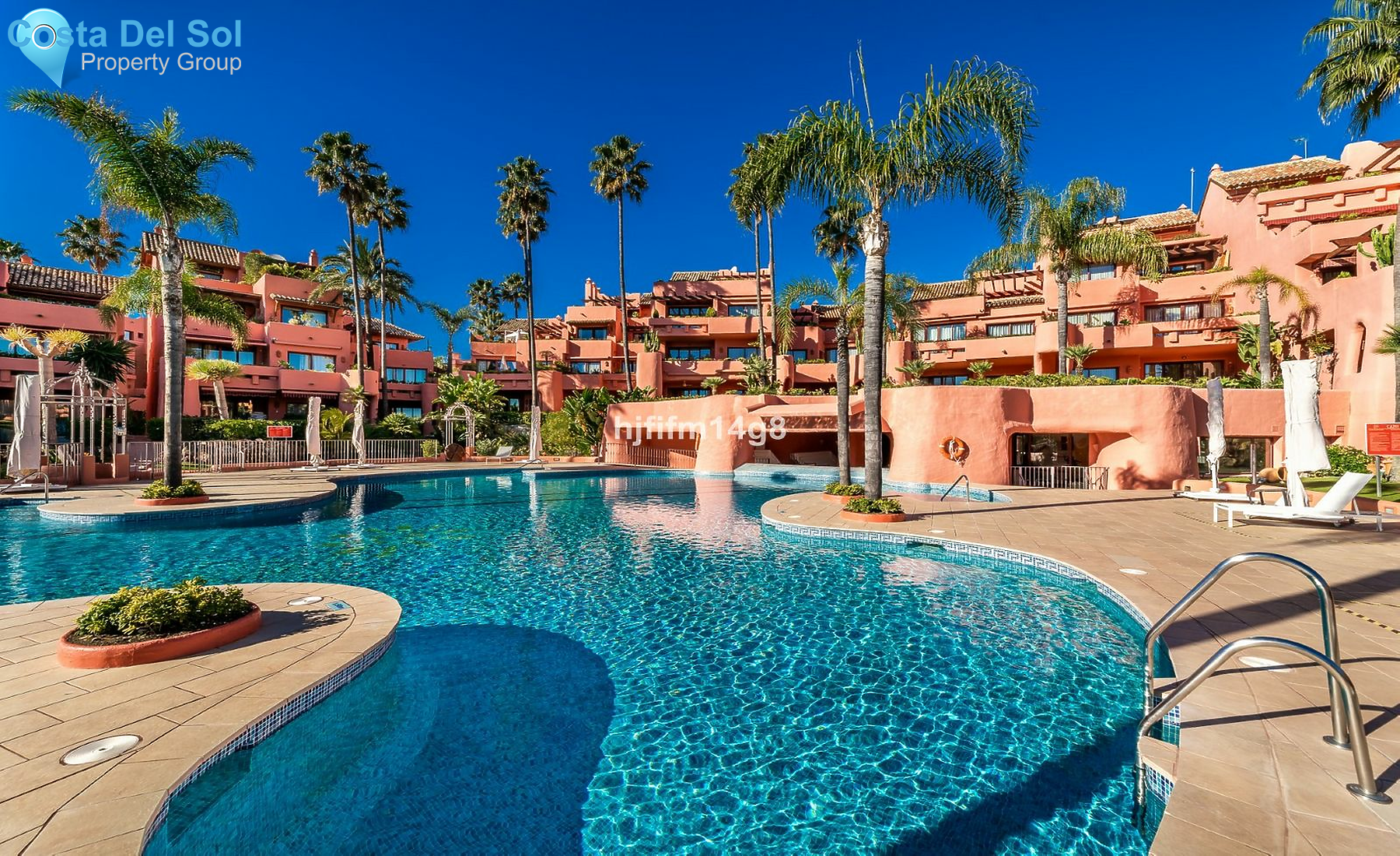 Ground Floor Apartment in Estepona-1162453