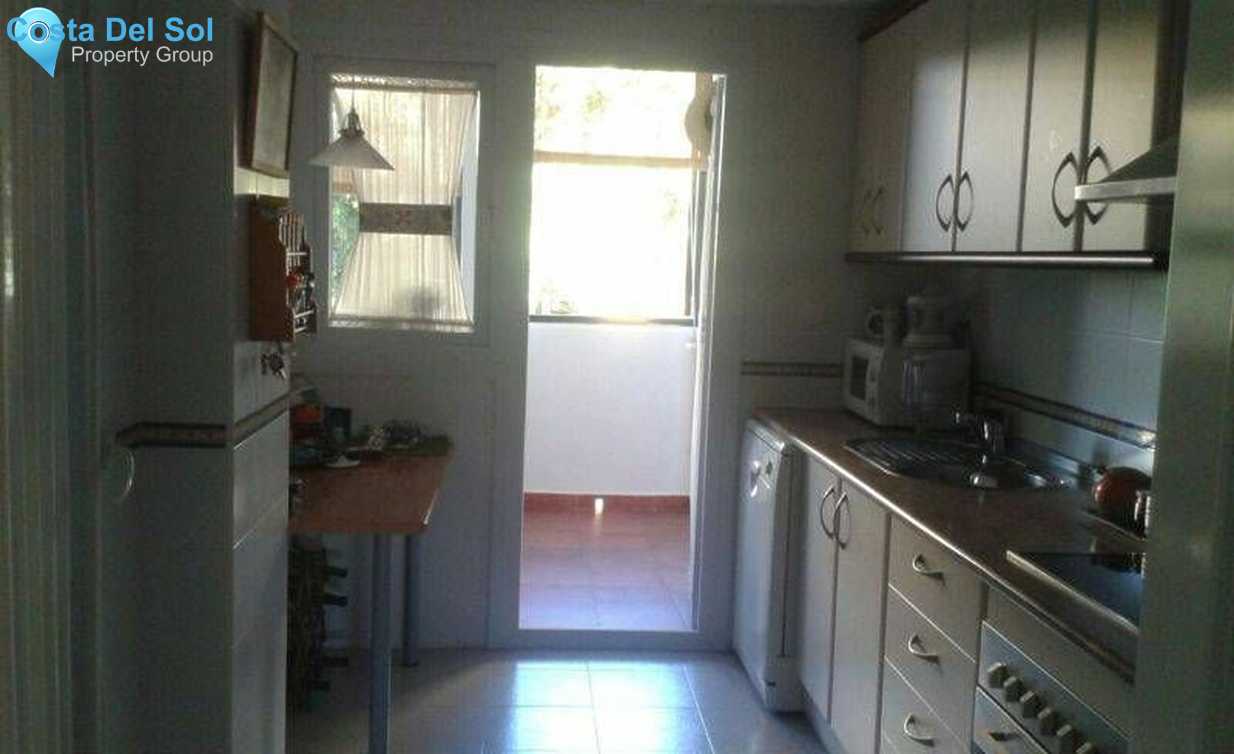 Ground Floor Apartment in Estepona-1183057