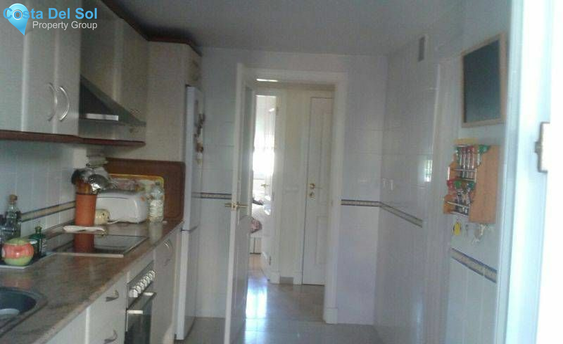 Ground Floor Apartment in Estepona-1183052