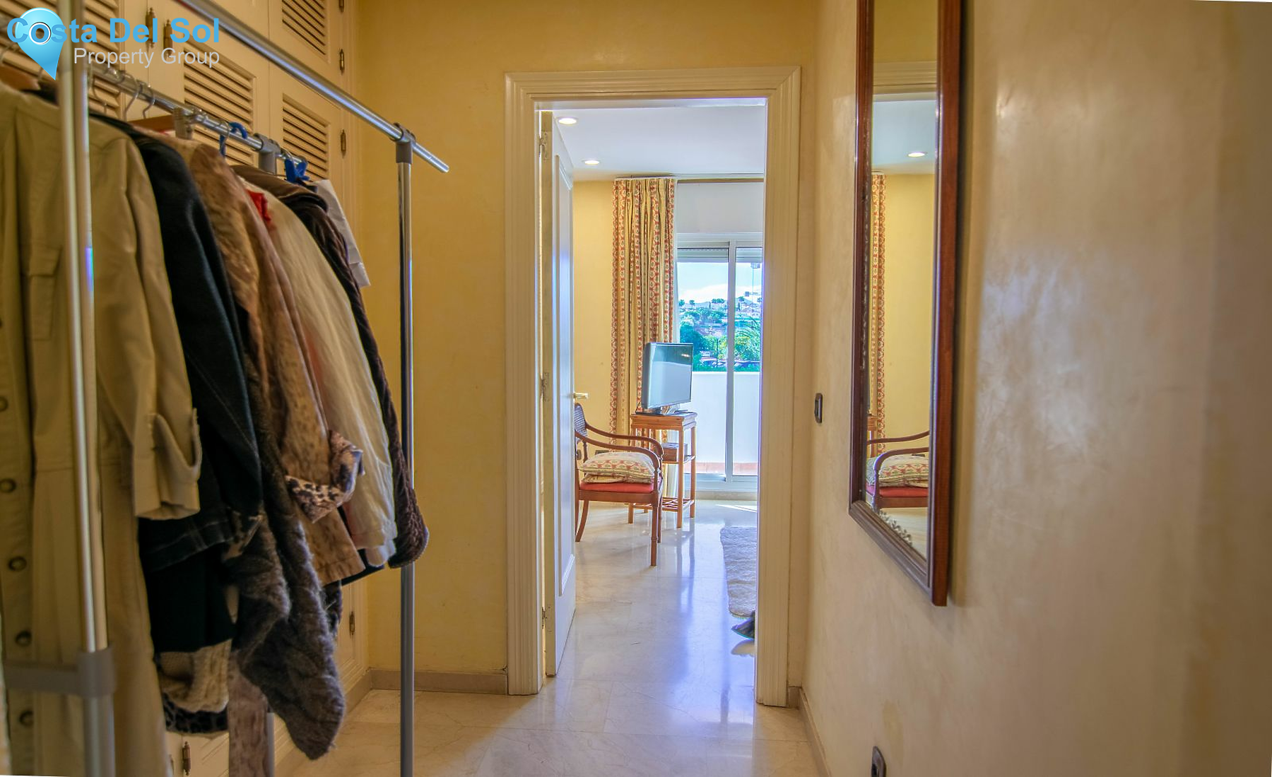 Ground Floor Apartment in Estepona-1185518