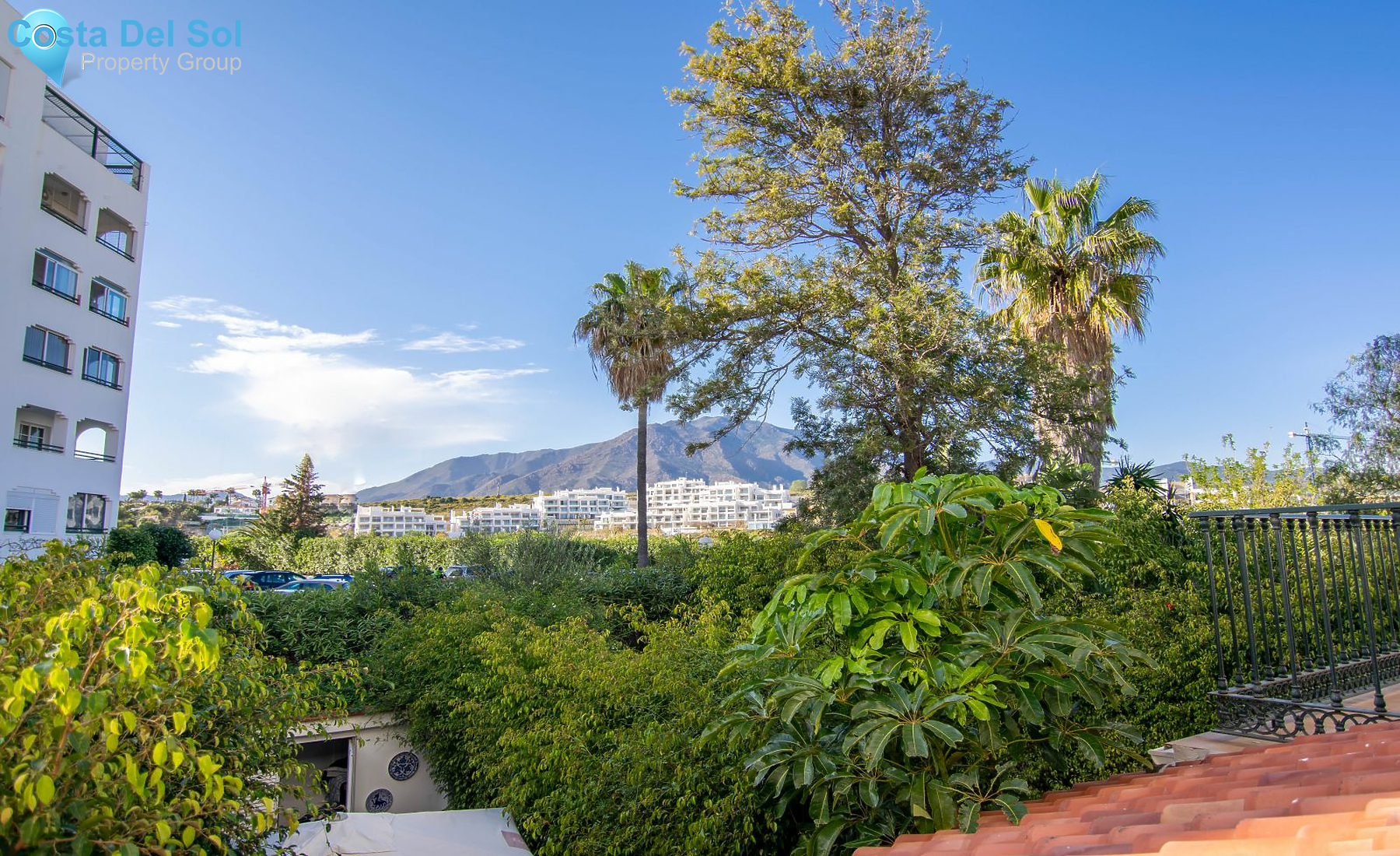 Ground Floor Apartment in Estepona-1185519