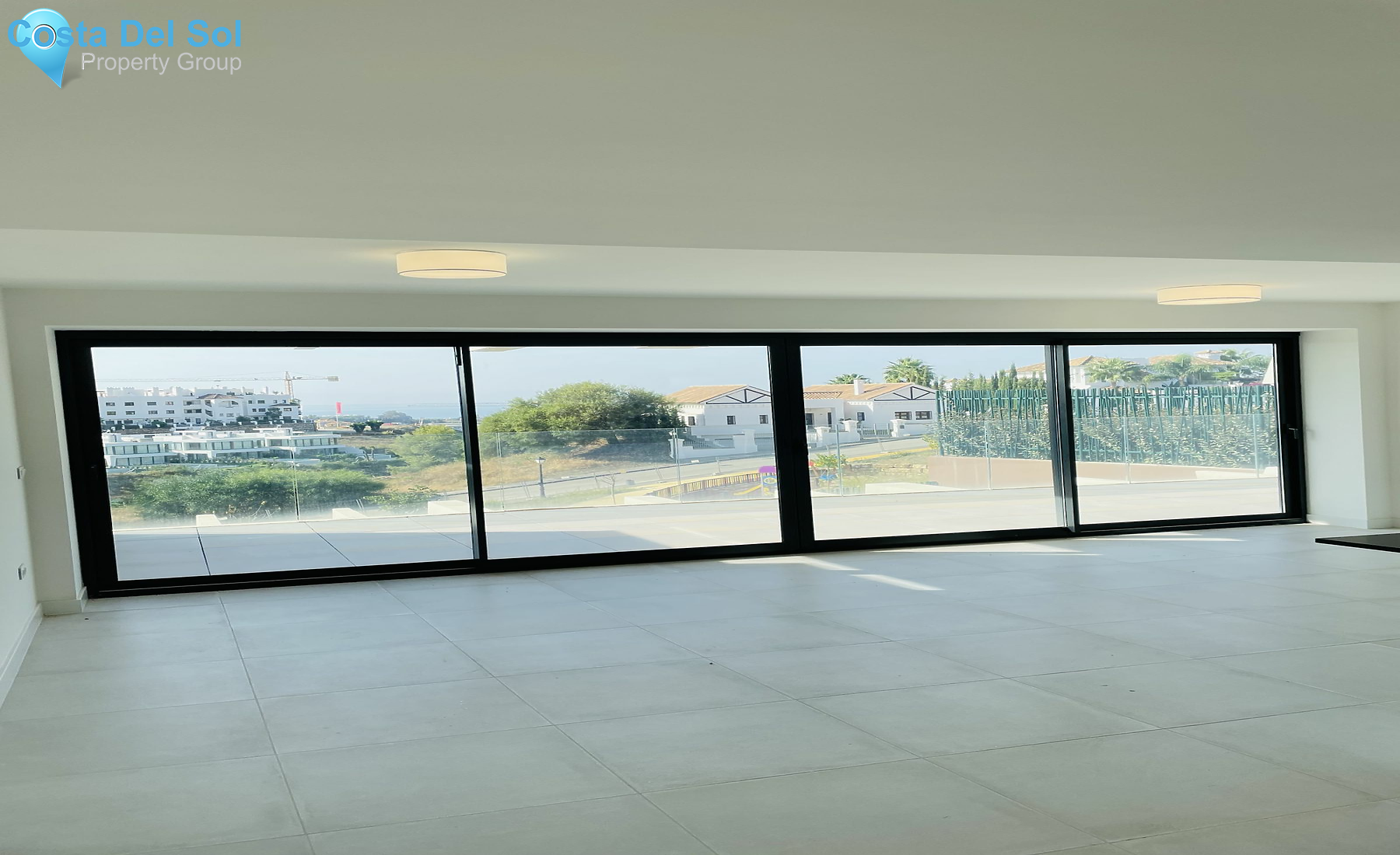 Ground Floor Apartment in Estepona-1189898