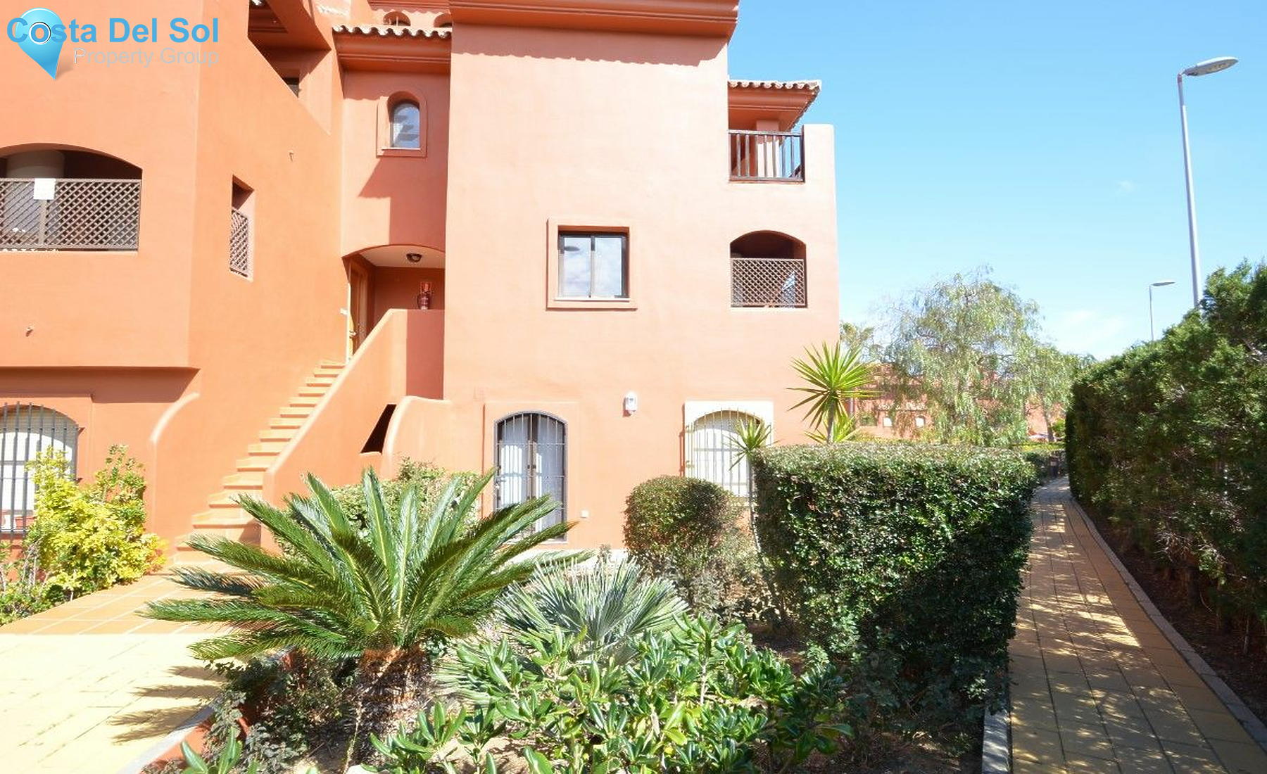 Ground Floor Apartment in Estepona-1197780