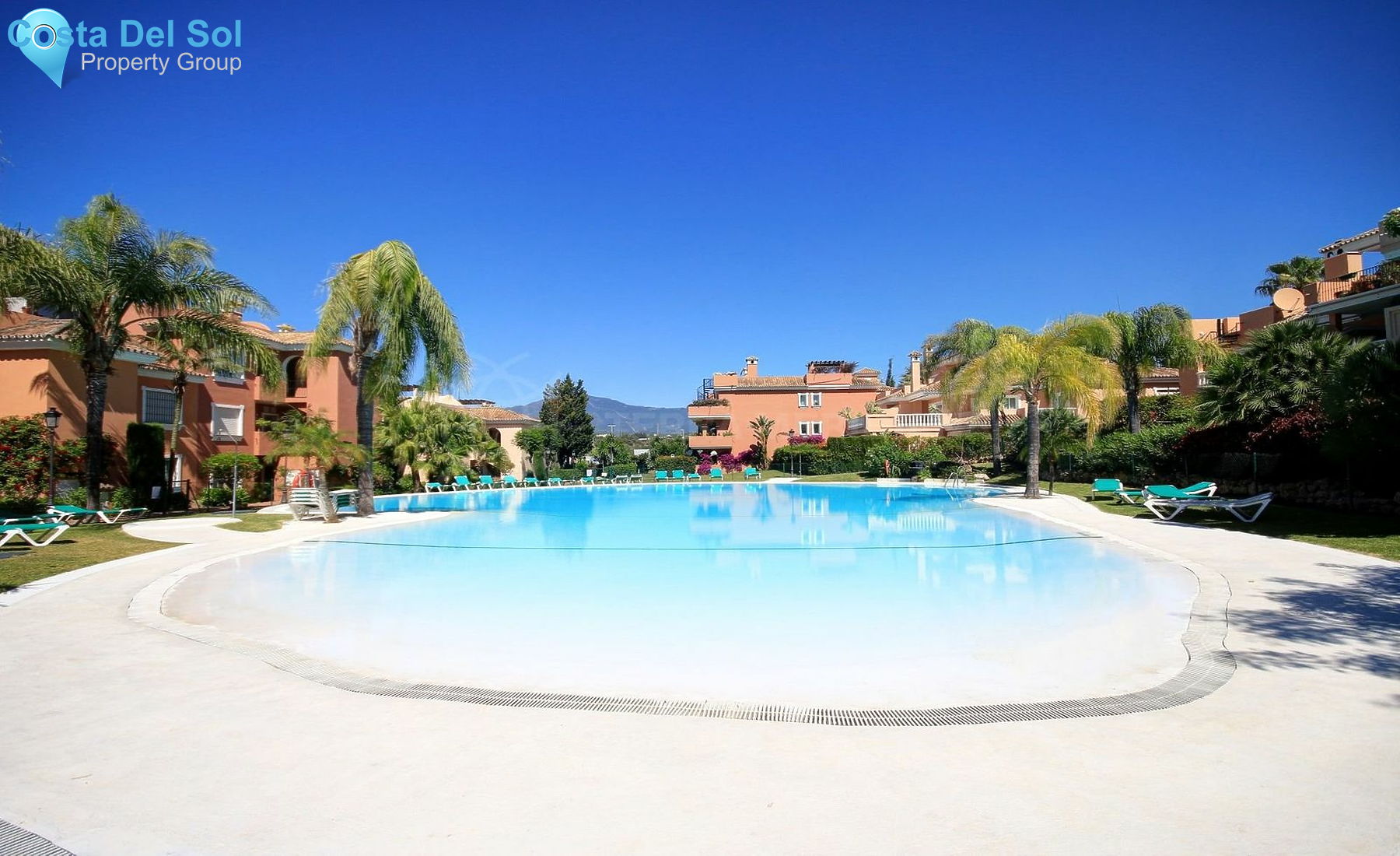 Ground Floor Apartment in Estepona-1215688