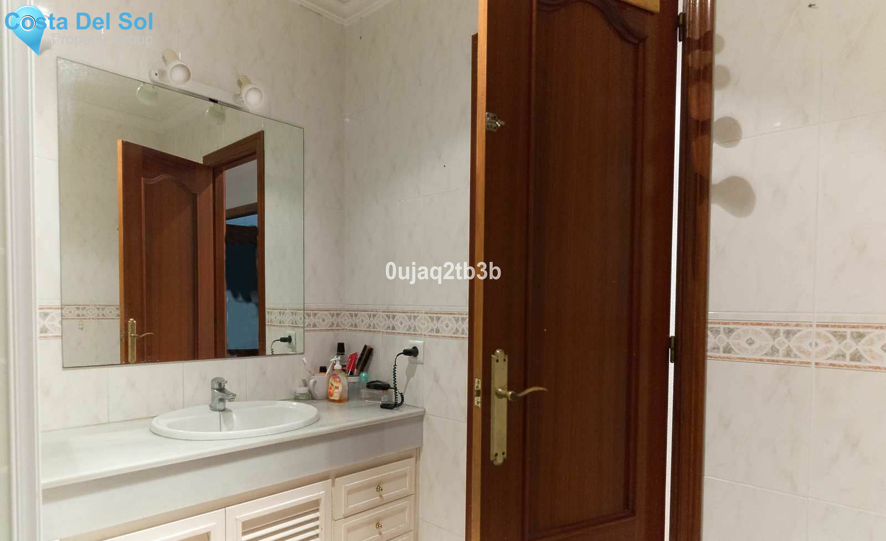 Ground Floor Apartment in Estepona-1225174