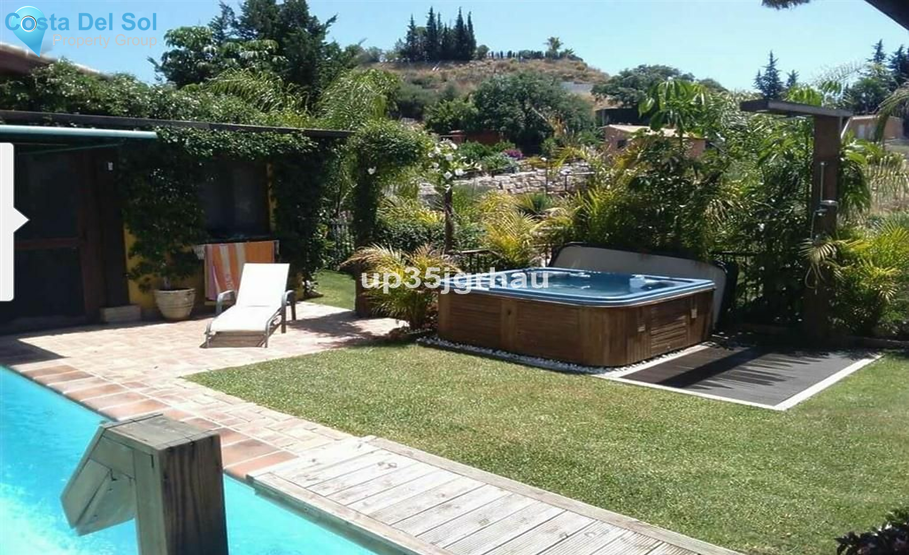 Ground Floor Apartment in Estepona-1228055