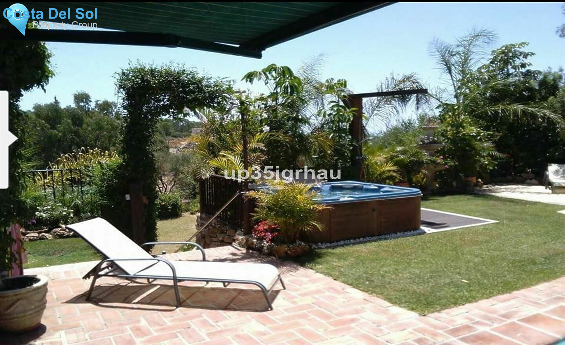 Ground Floor Apartment in Estepona-1228057